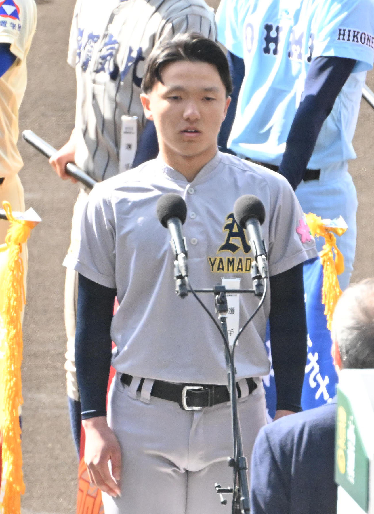 選手宣誓を務める青森山田の主将・橋場公裕（撮影・石井愛子）