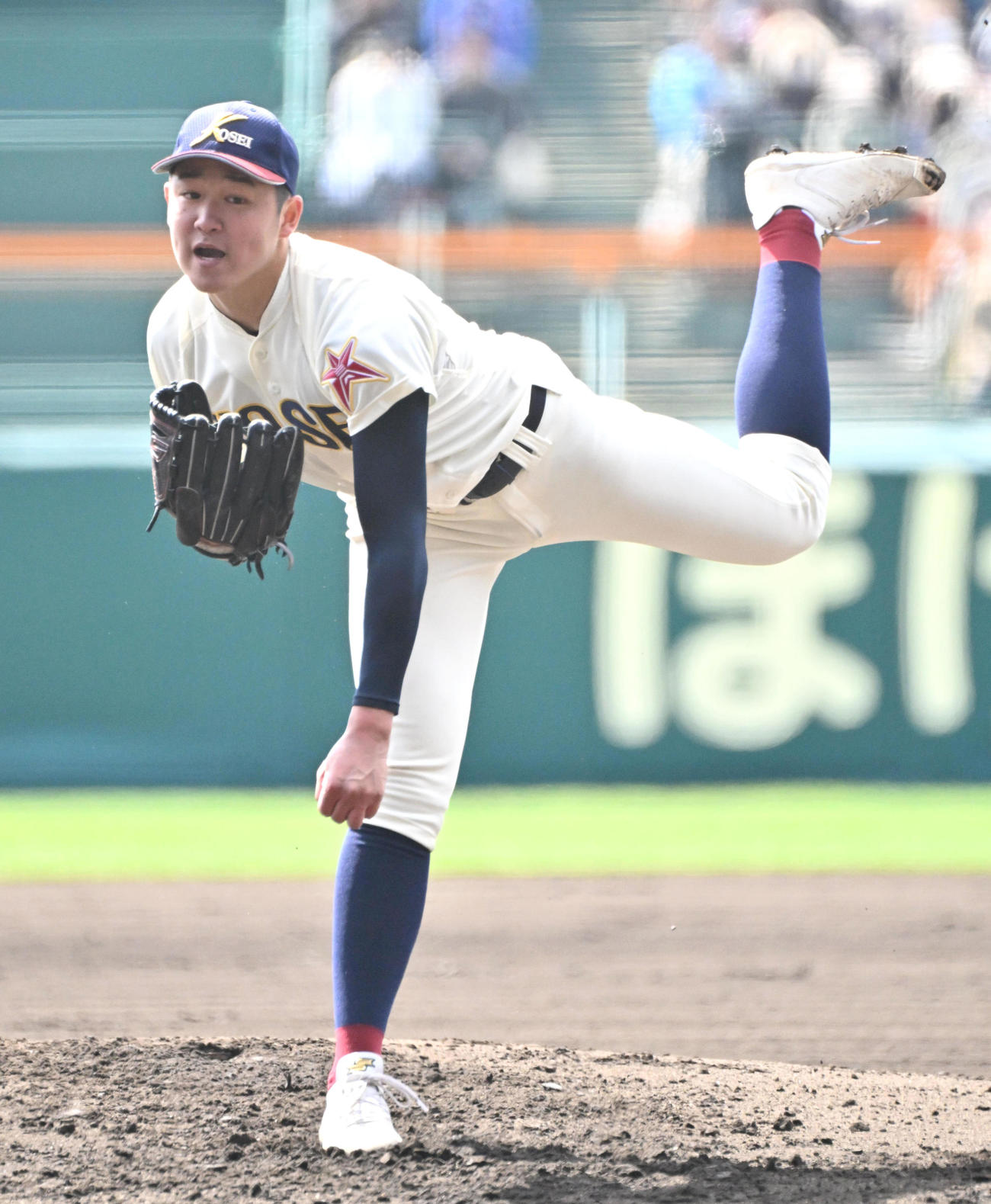 八戸学院光星対関東第一　八戸学院光星先発の洗平比呂（撮影・石井愛子）