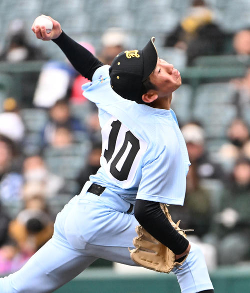 学法石川対健大高崎　学法石川先発の佐藤翼（撮影・石井愛子）