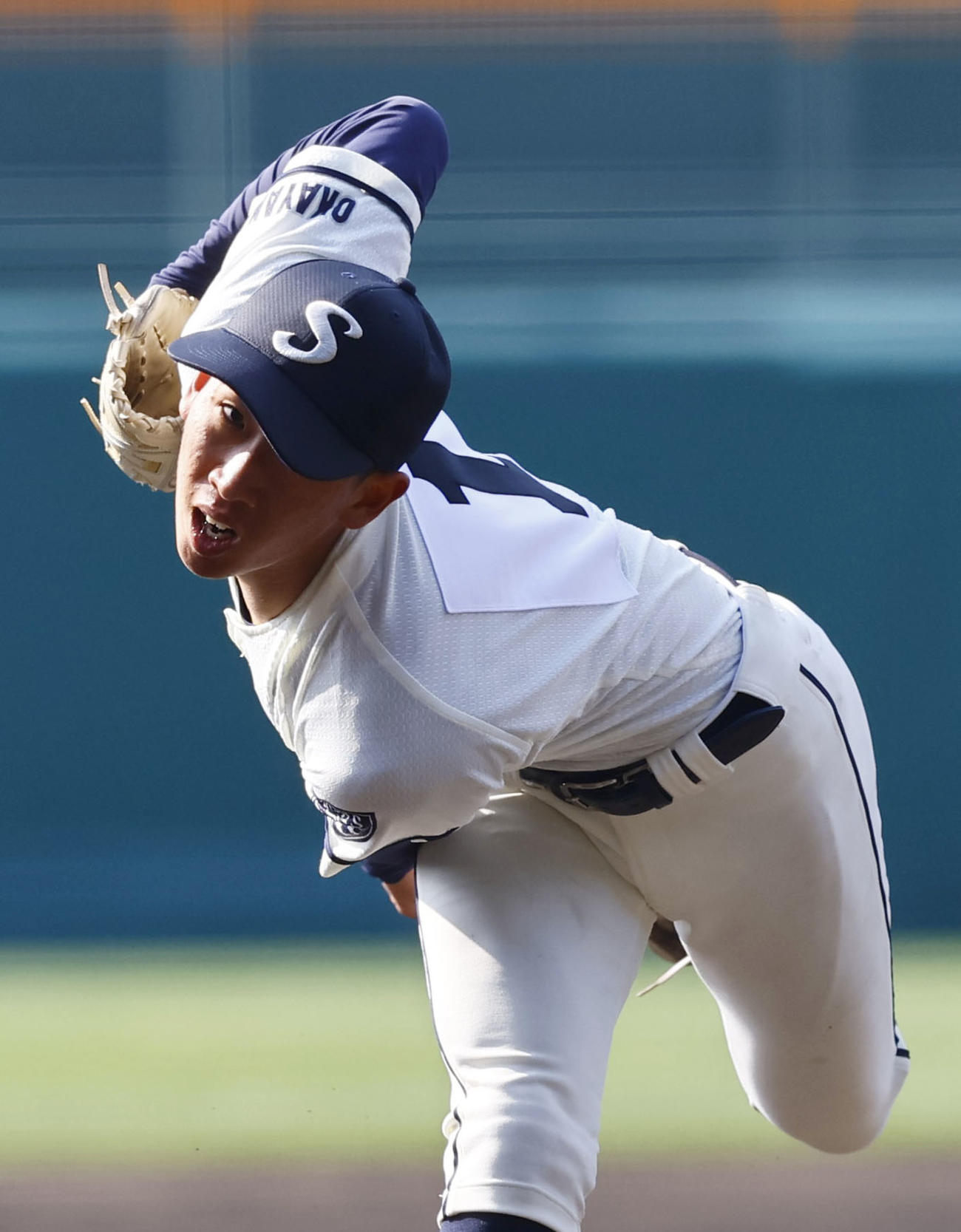 創志学園対別海　力投する創志学園山口瑛太（撮影・藤尾明華）