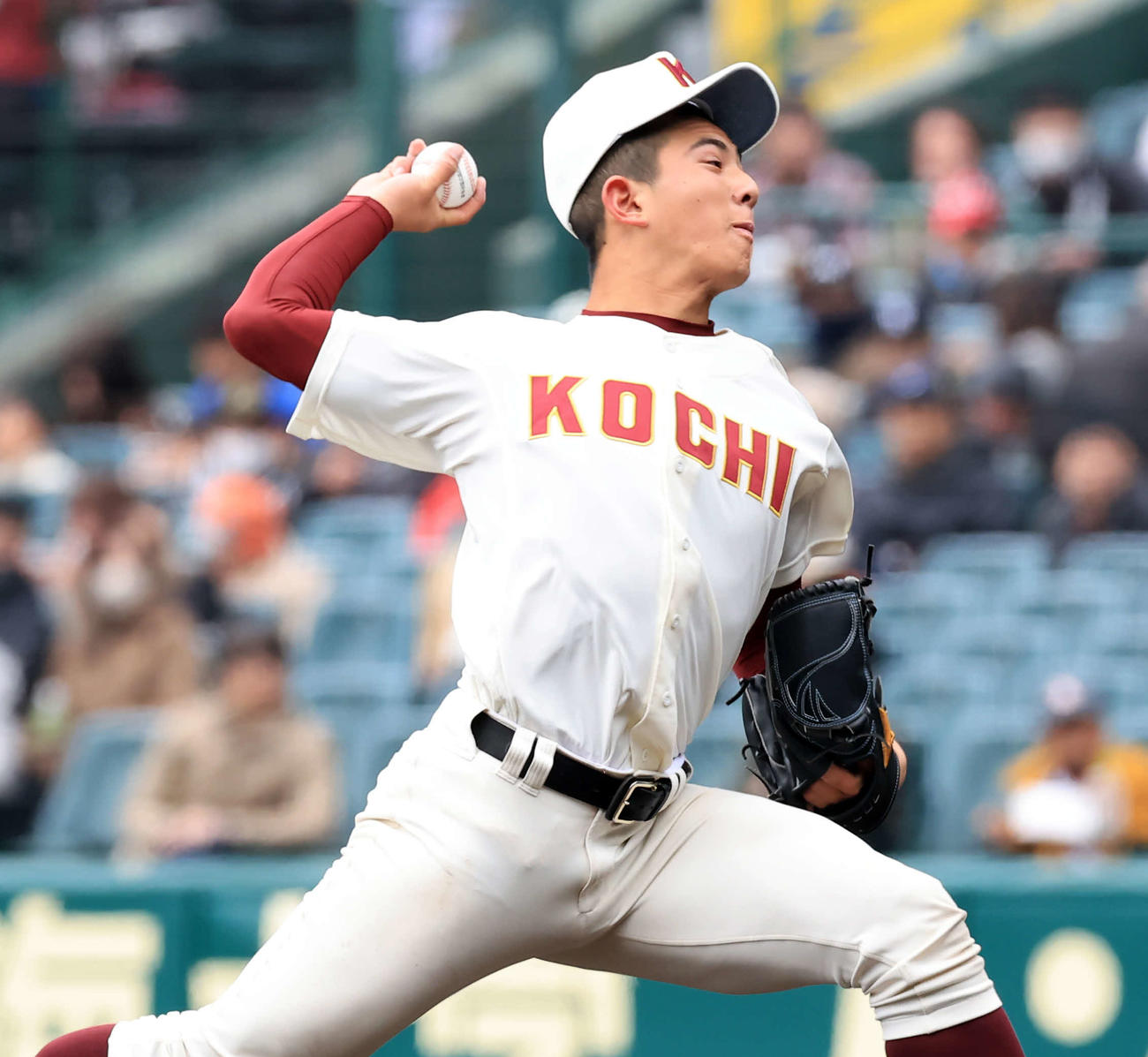 広陵対高知　力投する高知・辻井（撮影・浅見桂子）