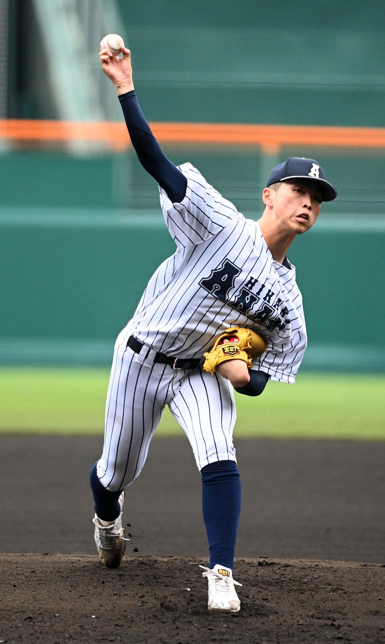 熊本国府対阿南光　阿南光先発の吉岡暖（撮影・前岡正明）