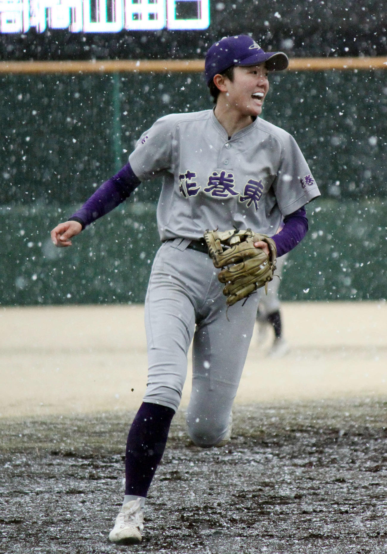 花巻東対京都外大西　声掛けでチームを引っ張った花巻東・佐々木（撮影・木村有優）