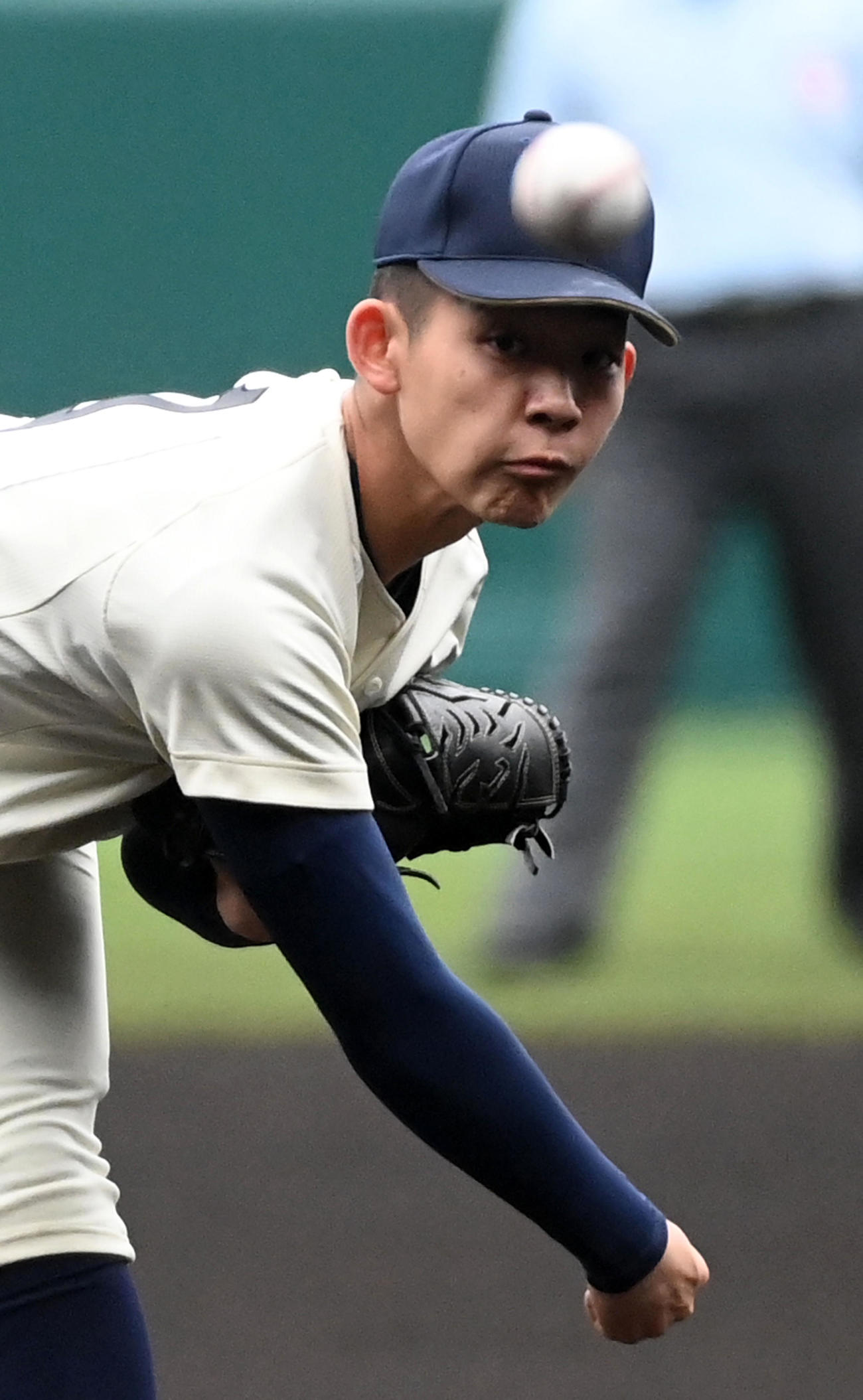 熊本国府対阿南光　熊本国府先発の坂井（撮影・前岡正明）