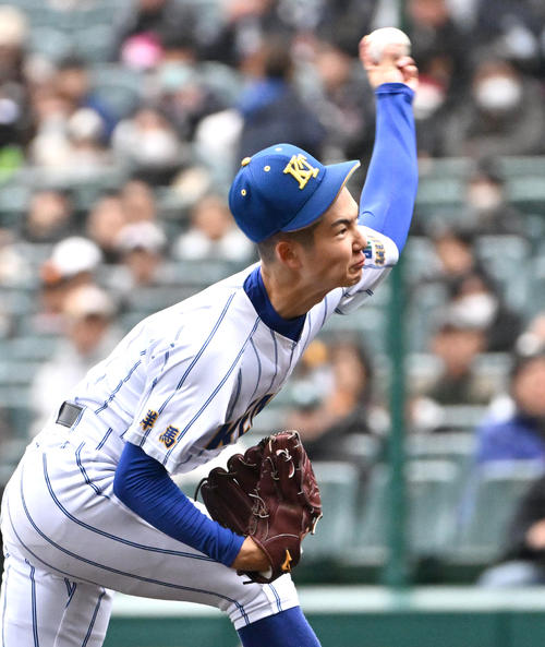 明豊対高崎健康福祉大高崎　高崎健康福祉大高崎先発の佐藤龍月（撮影・石井愛子）
