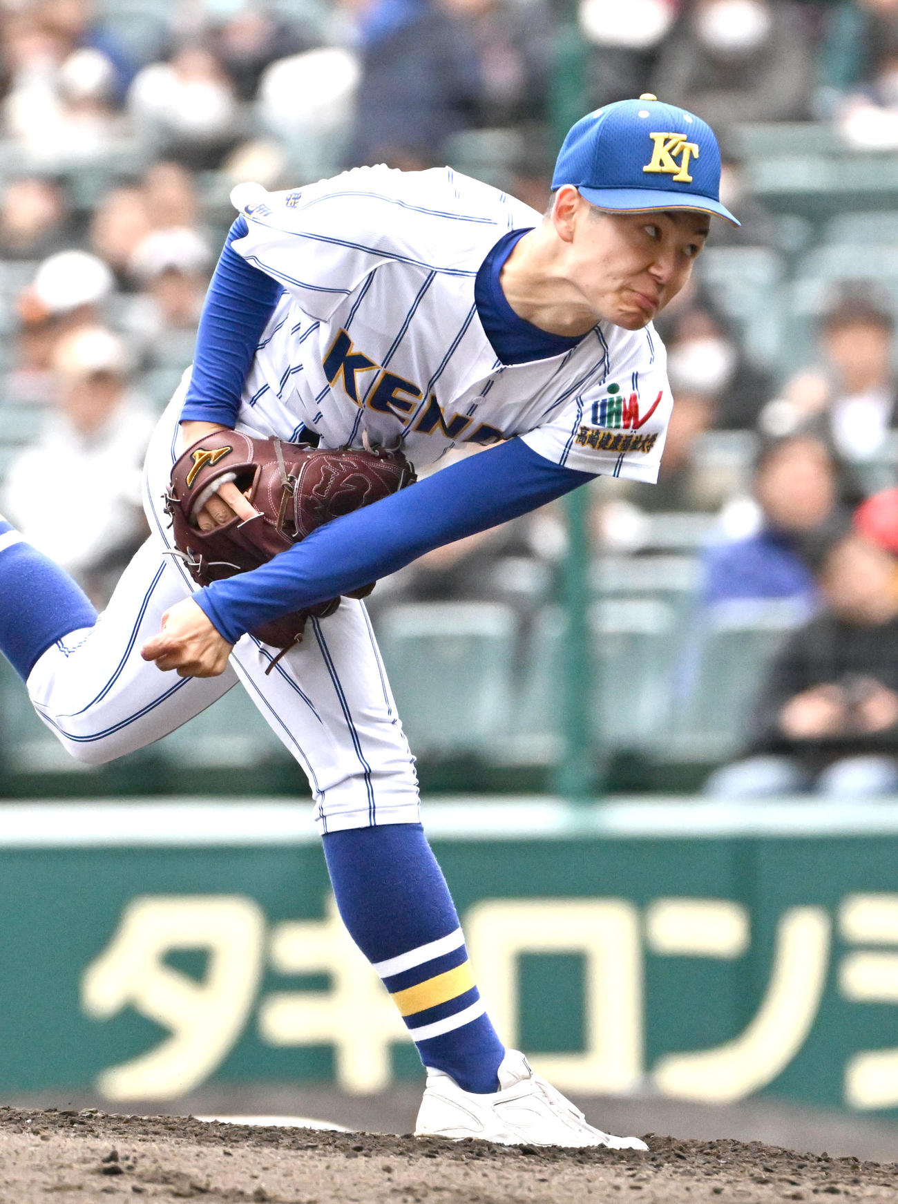 明豊対高崎健康福祉大高崎　高崎健康福祉大高崎先発の佐藤龍月（撮影・石井愛子）