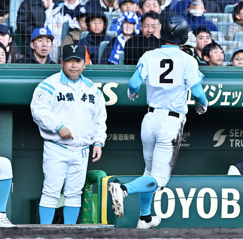 センバツ】山梨学院、急造二遊間で2回戦突破 正遊撃手離脱で出場の