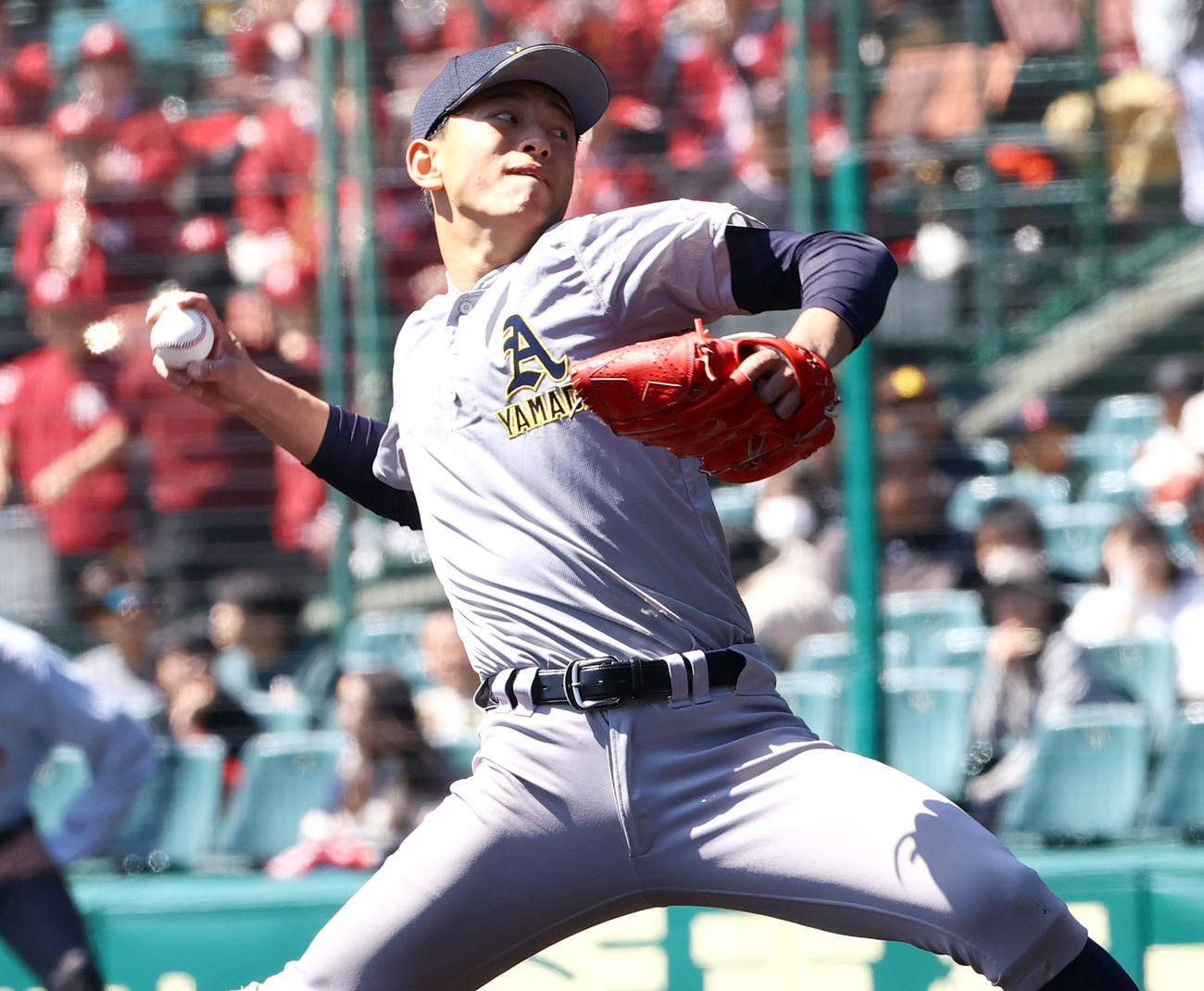 広陵対青森山田　青森山田先発の桜田朔（撮影・上山淳一）