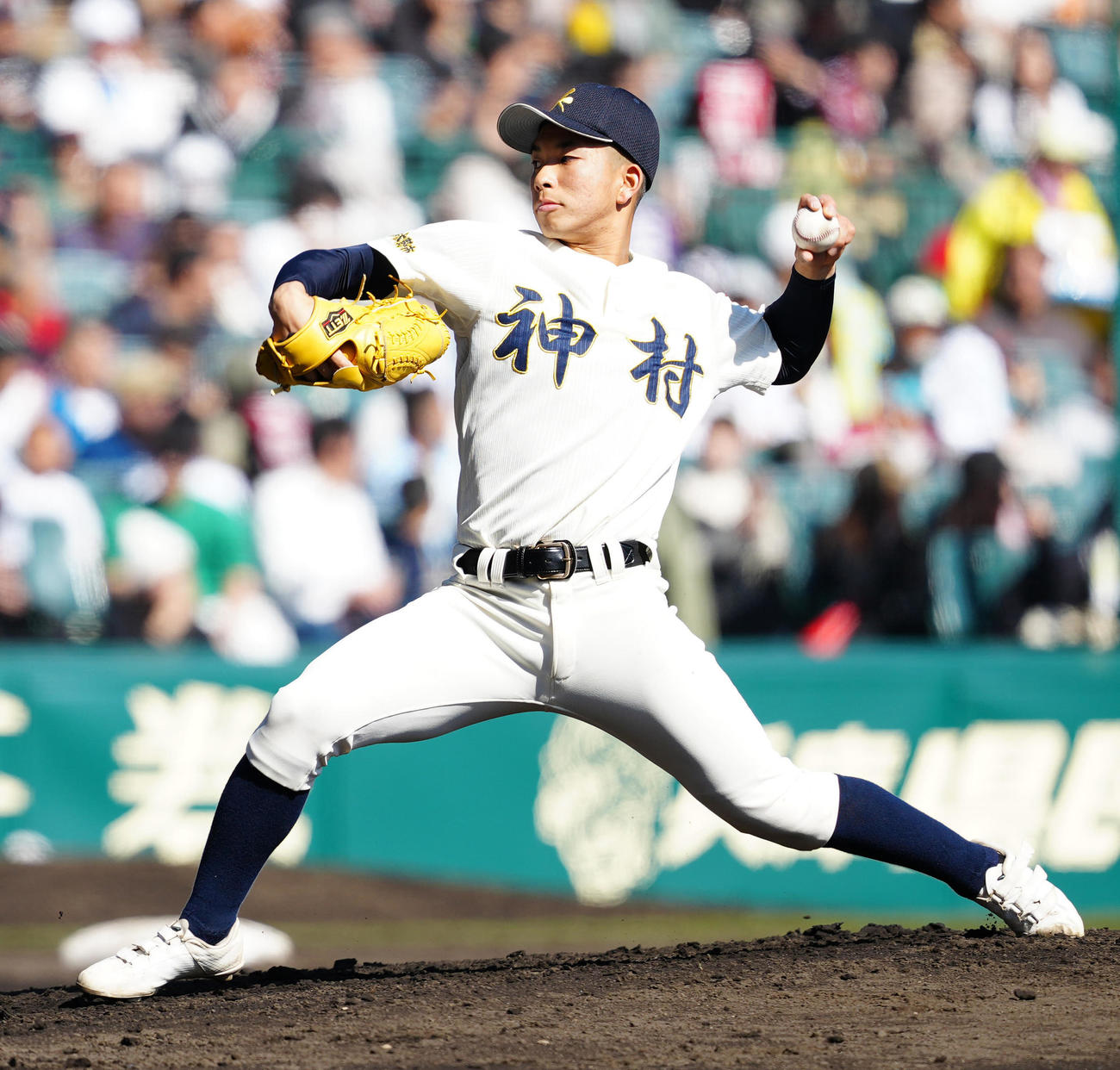 神村学園対大阪桐蔭　神村学園先発の上川床（撮影・江口和貴）