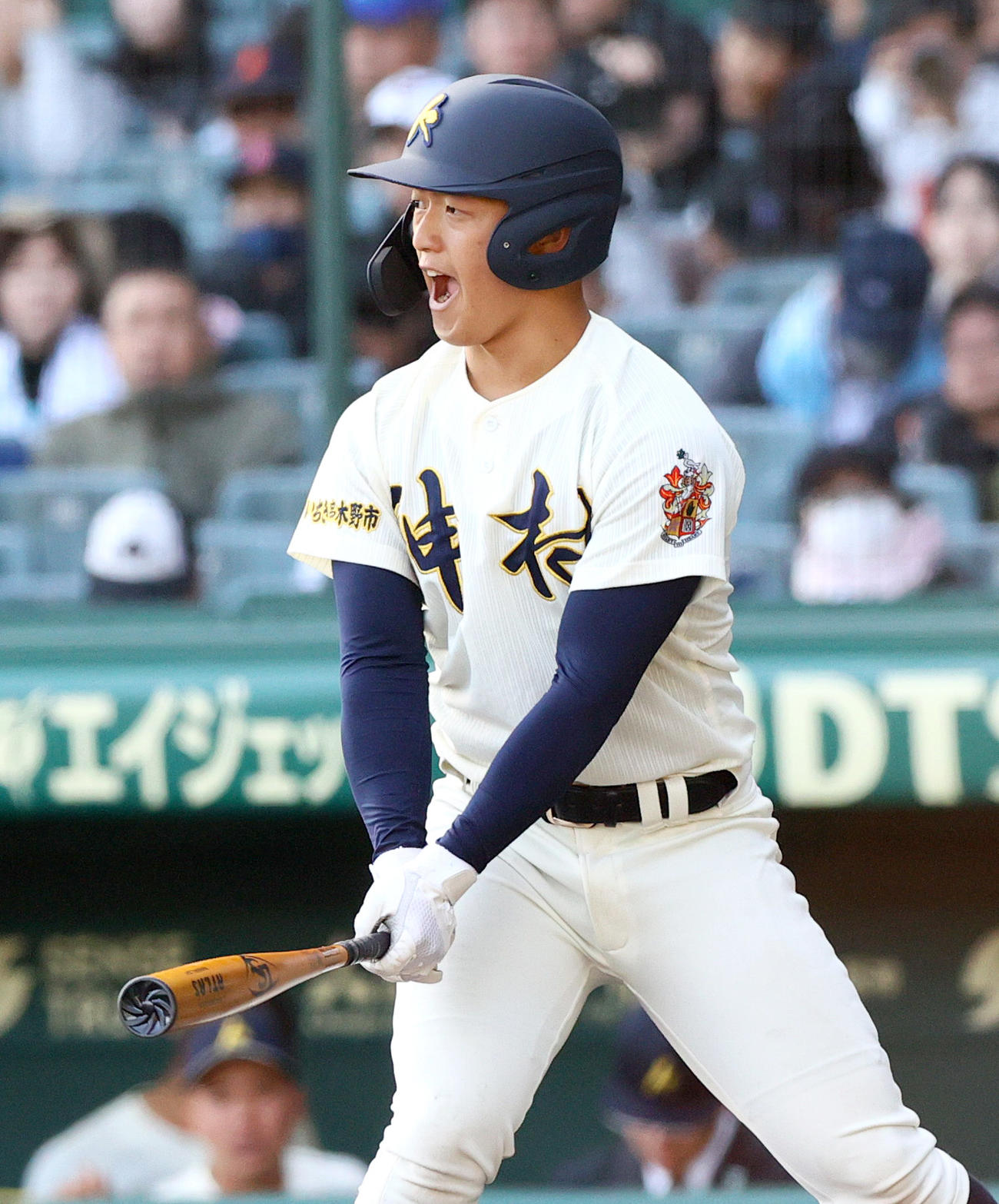 神村学園対大阪桐蔭　8回表神村学園無死、打席で声を出す代打川下（撮影・上山淳一）