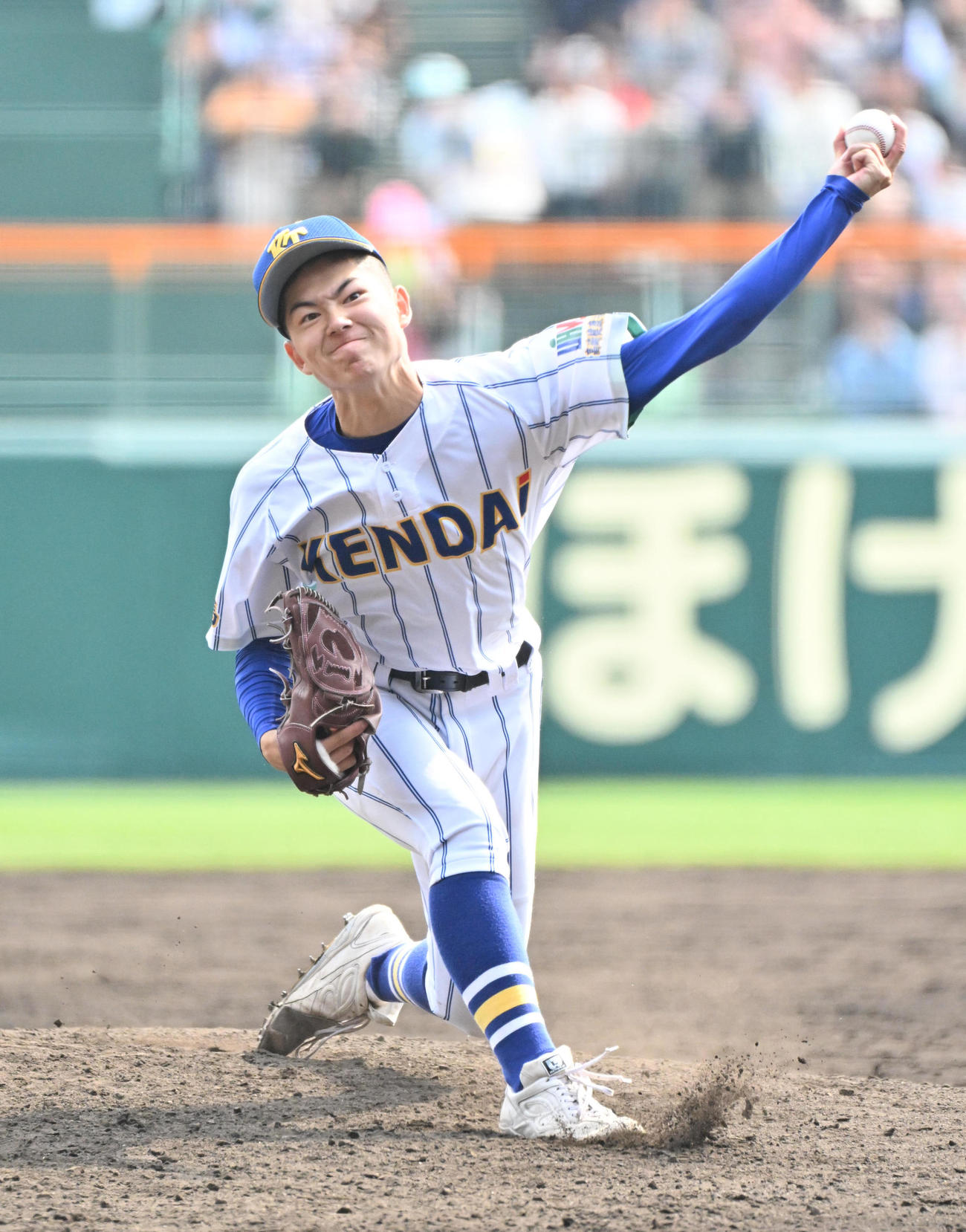 報徳学園対高崎健康福祉大高崎　力投する高崎健康福祉大高崎の佐藤（撮影・石井愛子）