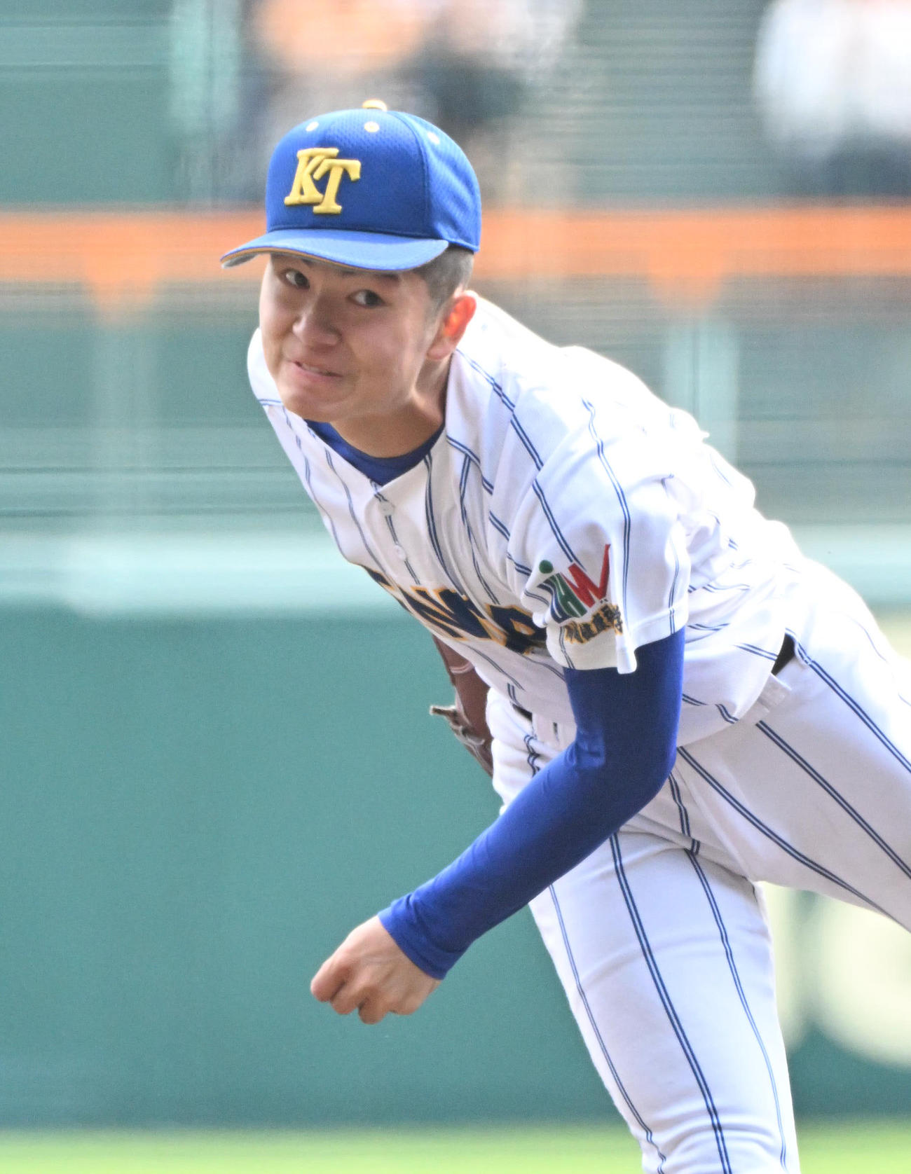 報徳学園対高崎健康福祉大高崎　力投する高崎健康福祉大高崎の佐藤（撮影・石井愛子）