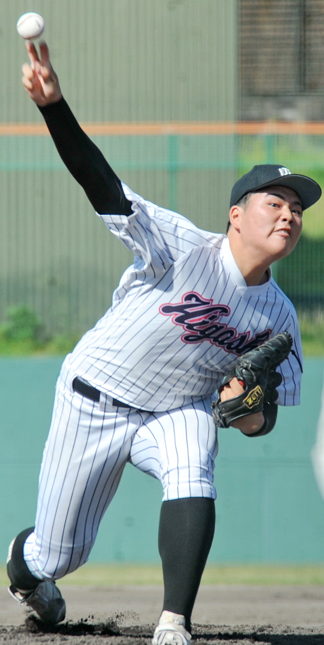 5回3安打無失点と好投した磐田東・寺田