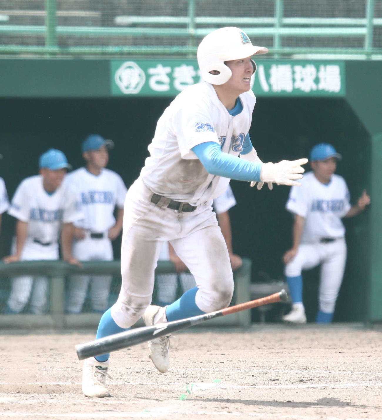 秋田工の佐藤良太が2点タイムリーを放つ