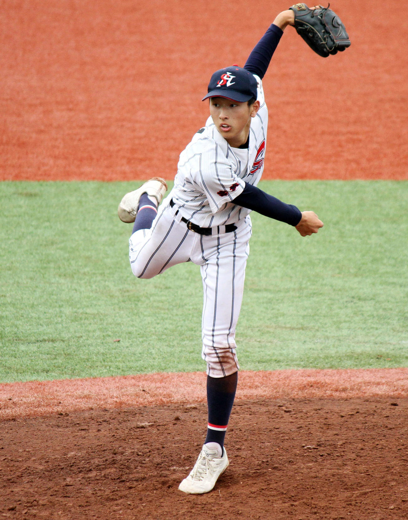 柴田対石巻工　救援登板で4回2／3を投げ、1失点の好投で勝利を呼び込んだ柴田・阿部（撮影・木村有優）