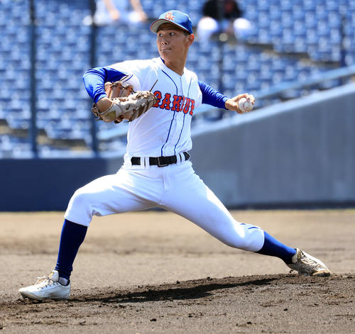 鹿島学園対樹徳　鹿島学園先発の大窪（撮影・浅見桂子）