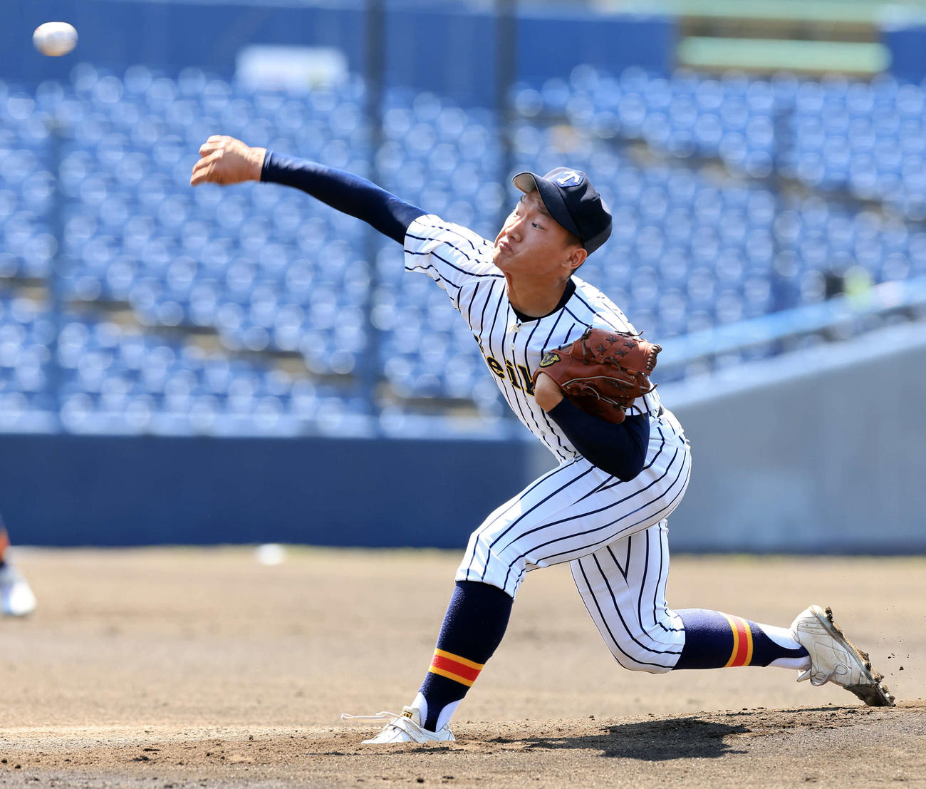 花咲徳栄対帝京　力投する帝京・村松（撮影・浅見桂子）