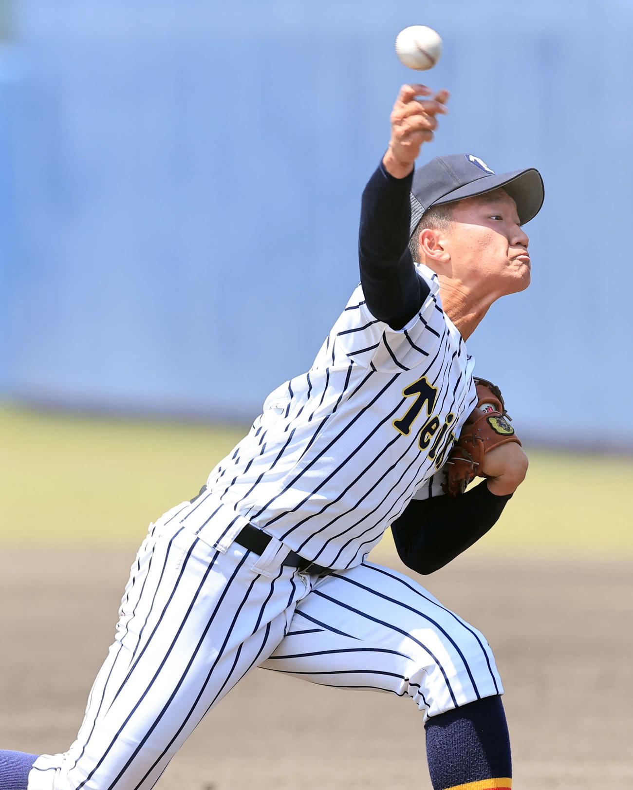 花咲徳栄対帝京　力投する帝京・村松（撮影・浅見桂子）