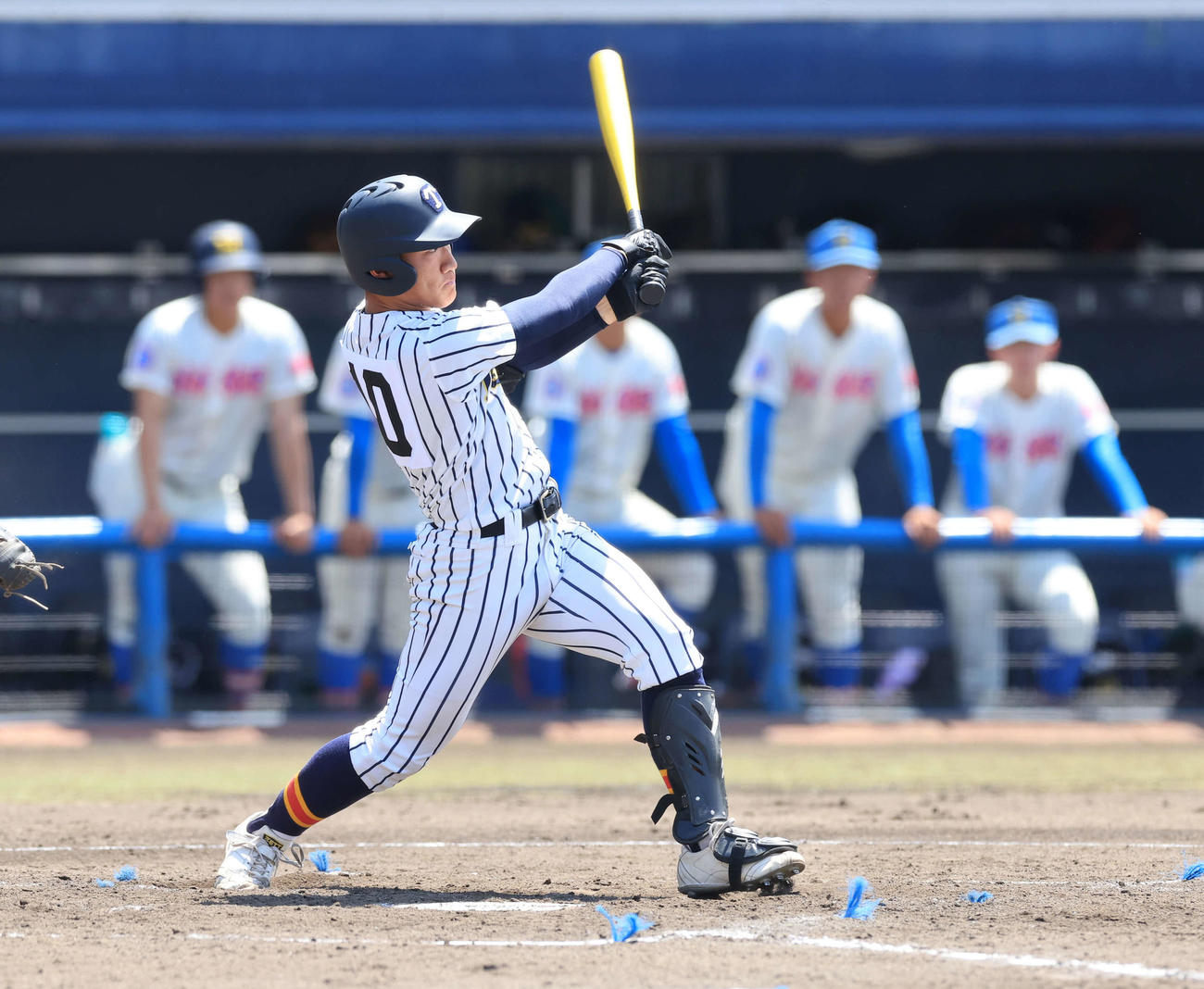 花咲徳栄対帝京　2回裏帝京1死一、二塁、村松は3点本塁打を放つ（撮影・浅見桂子）