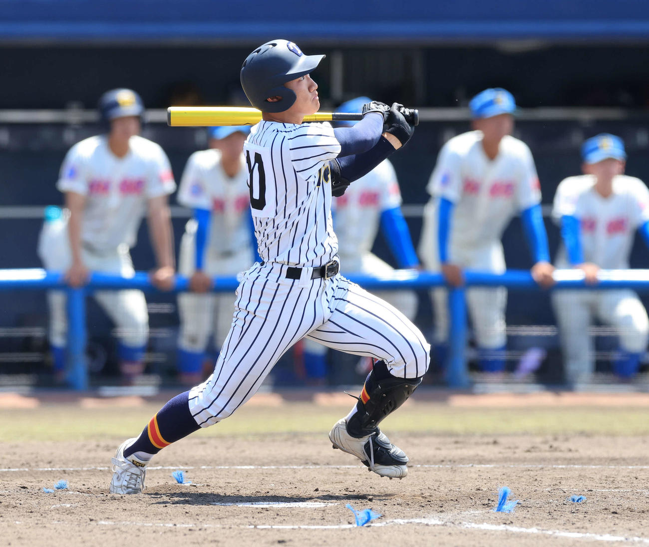 花咲徳栄対帝京　2回裏帝京1死一、二塁、村松は3点本塁打を放つ（撮影・浅見桂子）