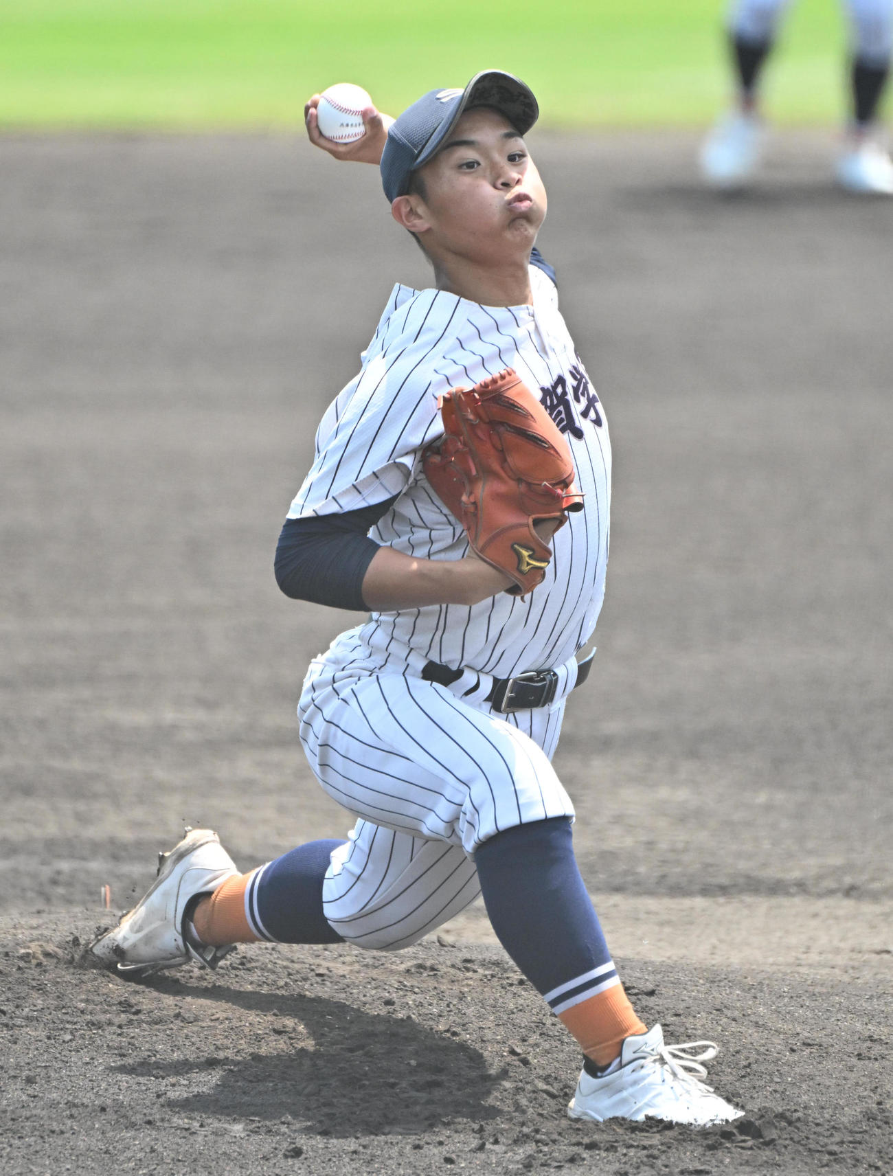 滋賀学園対智弁和歌山　滋賀学園先発の高橋侠聖（撮影・石井愛子）