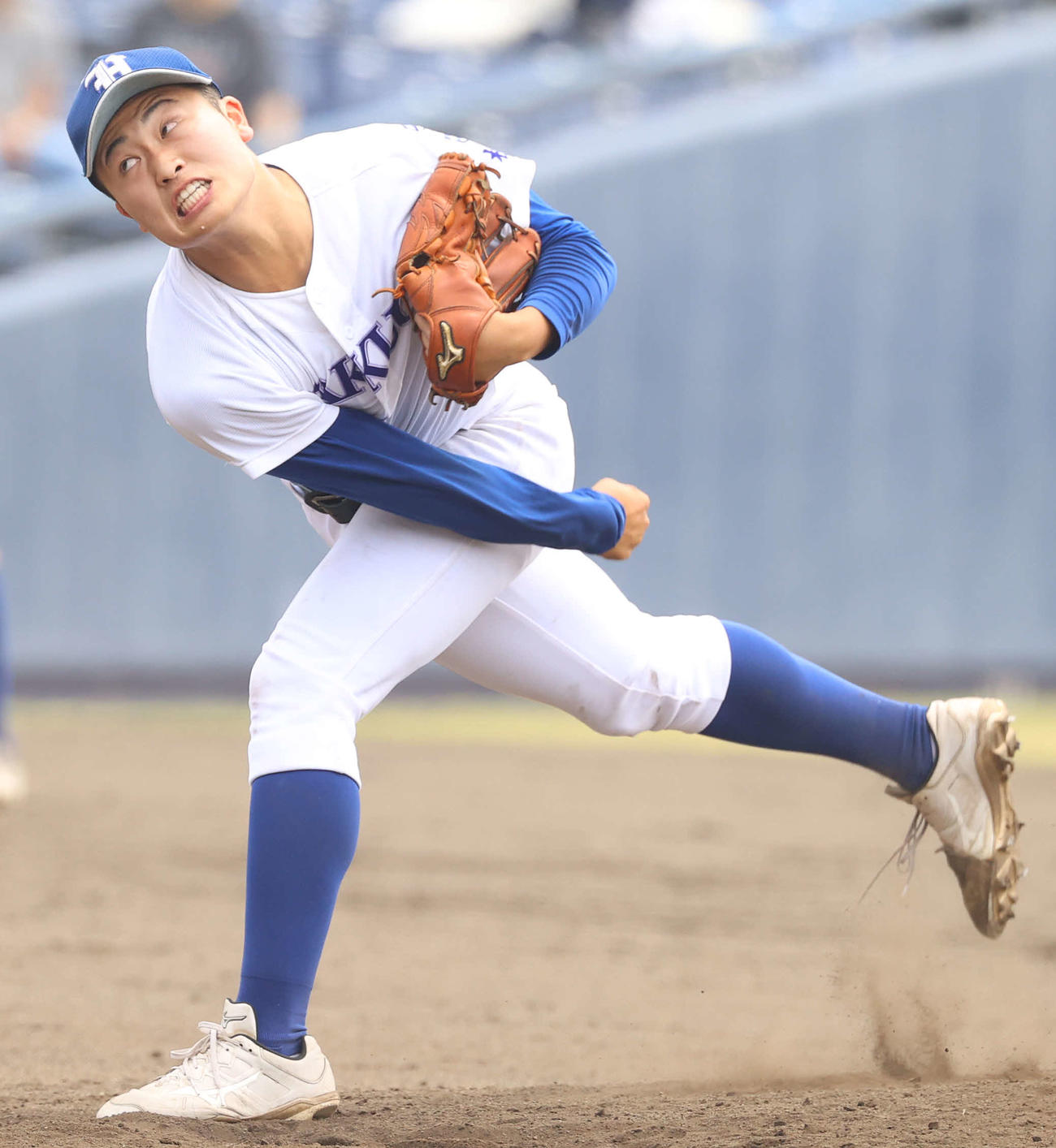 常総学院対白鴎大足利　7回表途中に白鴎大足利3番手で登板した野沢（撮影・河野匠）