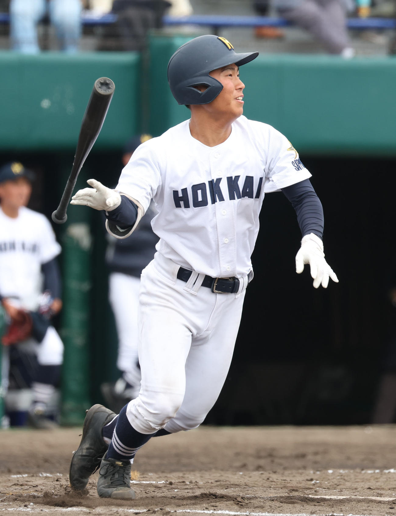 クラーク対北海　7回裏北海2死一塁、金沢は勝ち越しとなる適時三塁打を放つ（撮影・佐藤翔太）