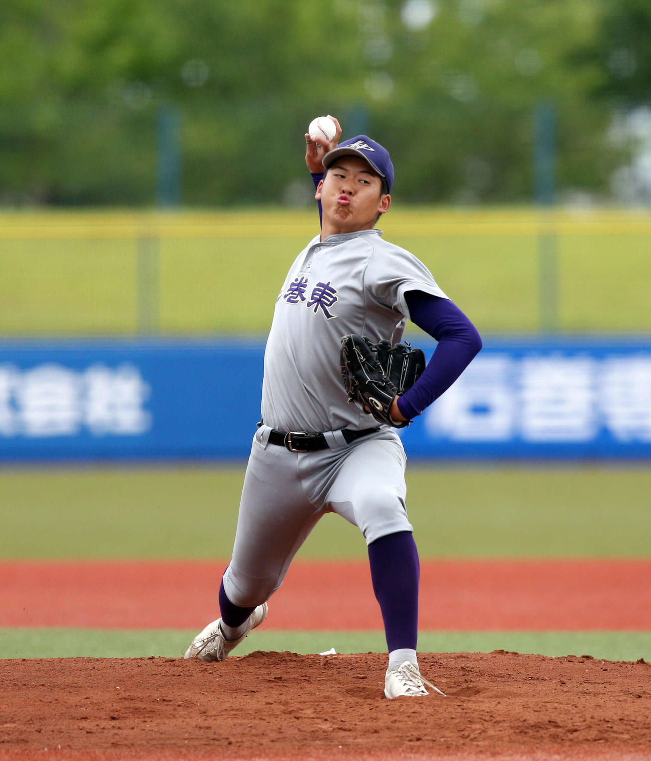 弘前学院聖愛対花巻東　先発の花巻東・金野（撮影・木村有優）