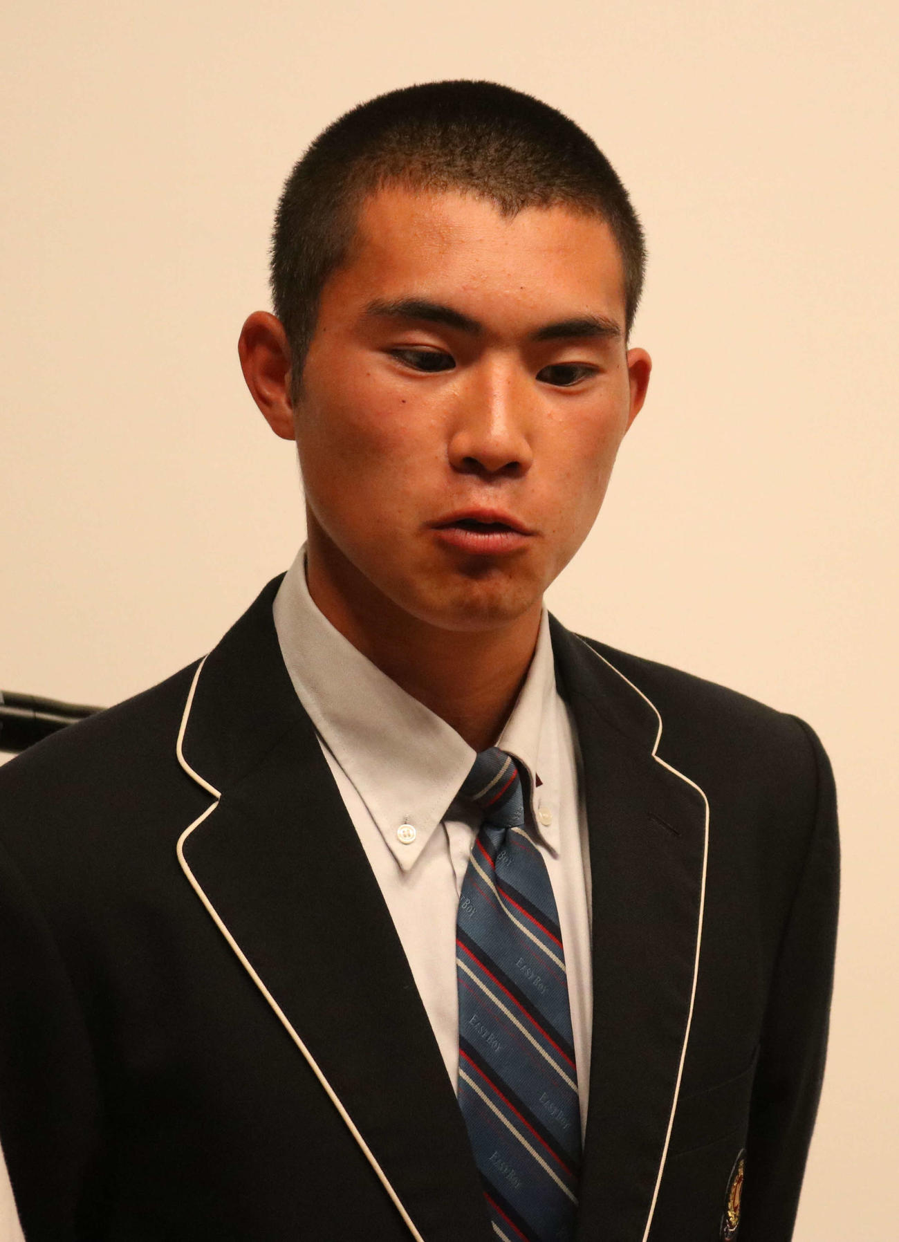 茨城大会抽選会に出席した鹿島学園・清水（撮影・野見山拓樹）