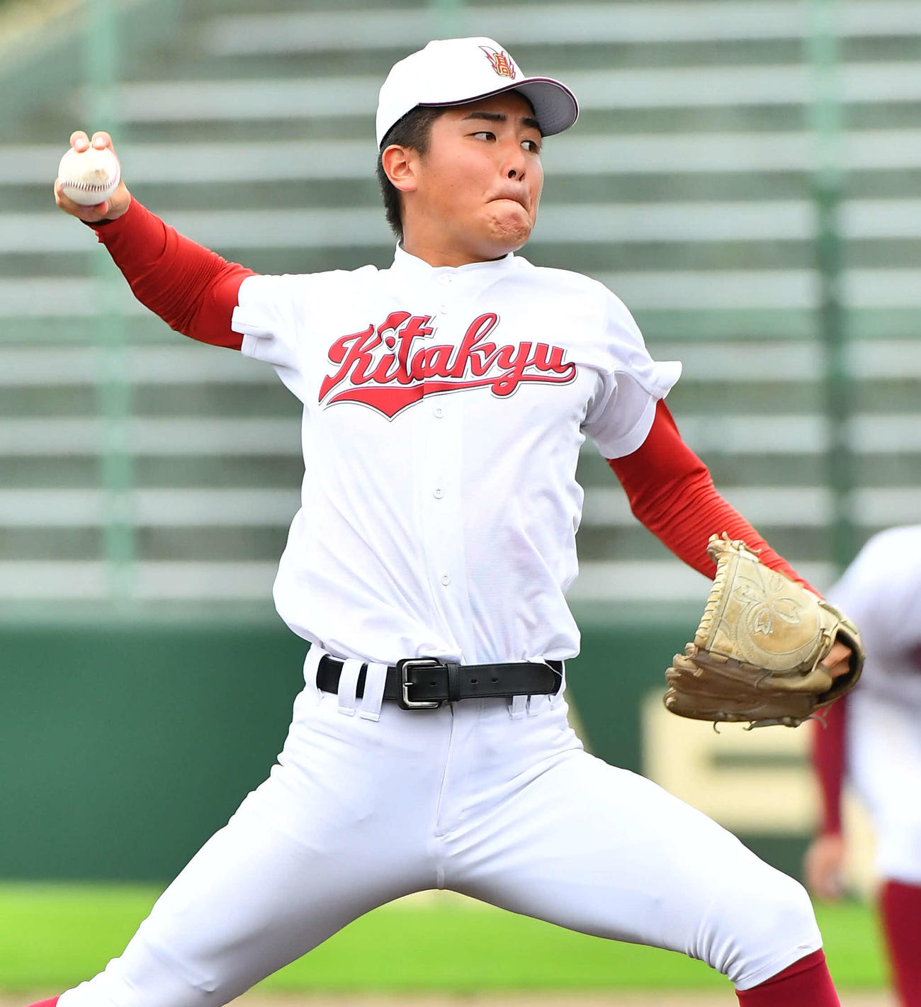 玄界対北九州　8回表から登板した、北九州2番手の前田（撮影・岩下翔太）