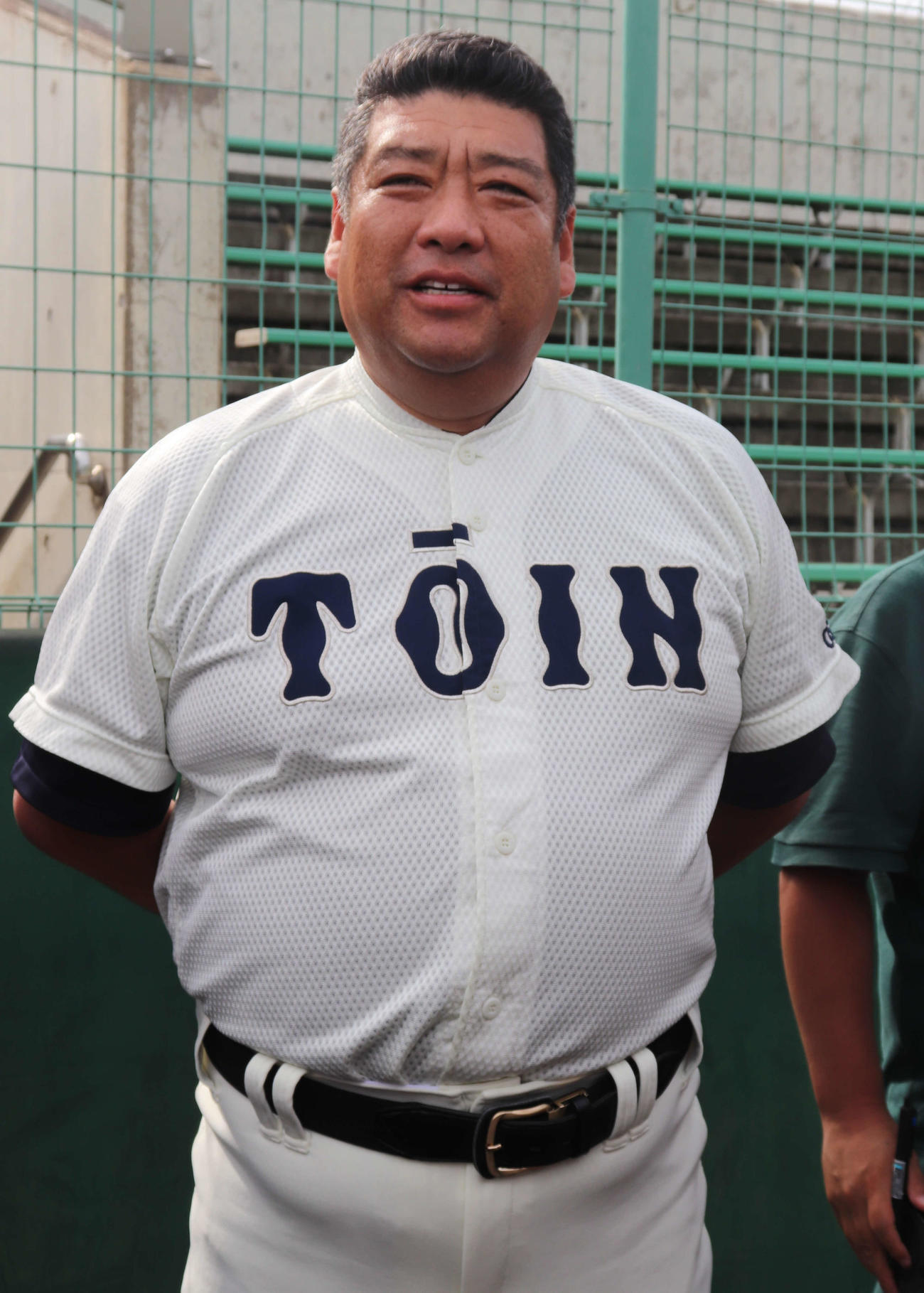創志学園との練習試合後に取材に応じる、大阪桐蔭・西谷浩一監督（54）（撮影・中島麗）