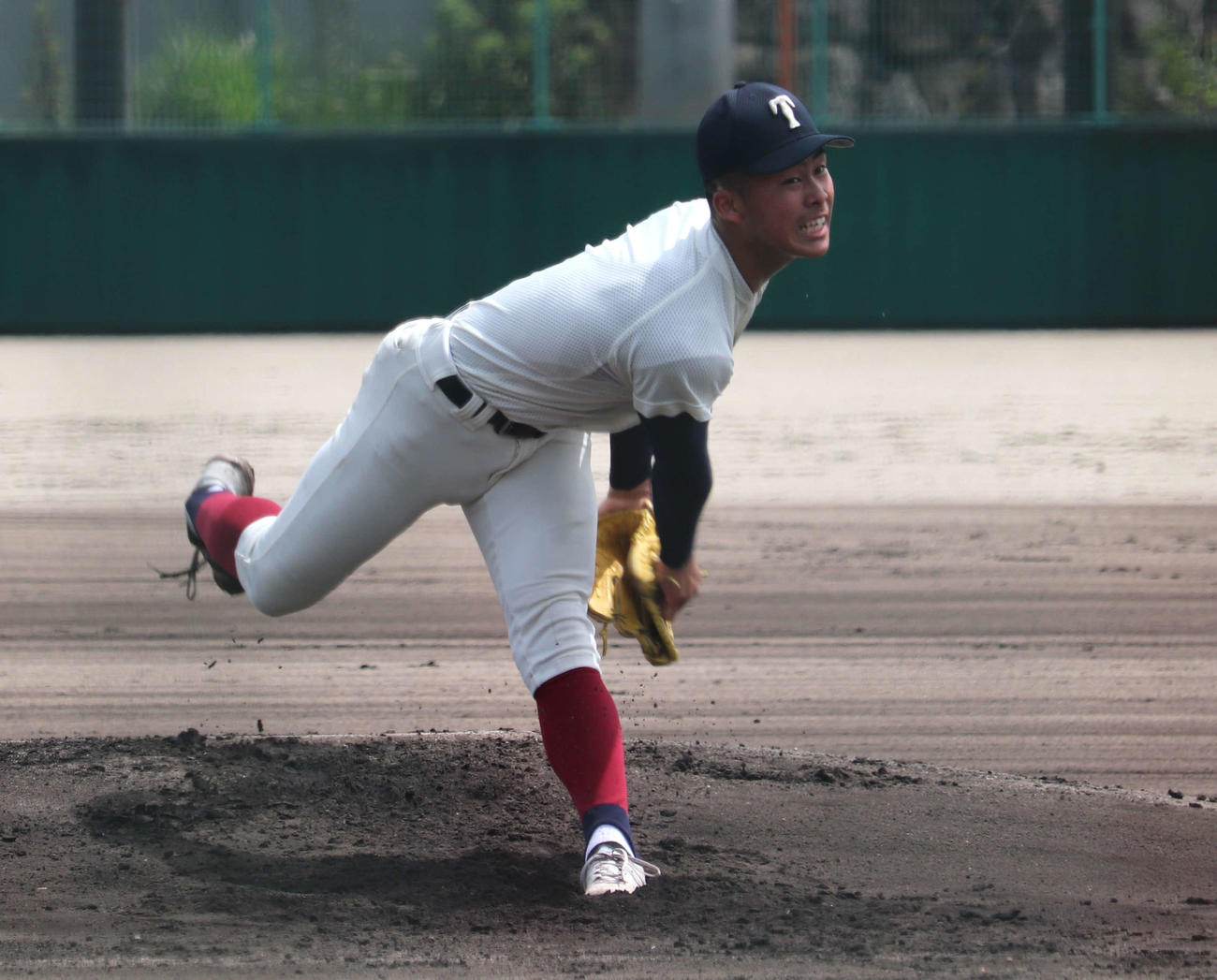創志学園との練習試合で先発した、大阪桐蔭・中野大虎投手（2年）（撮影・中島麗）