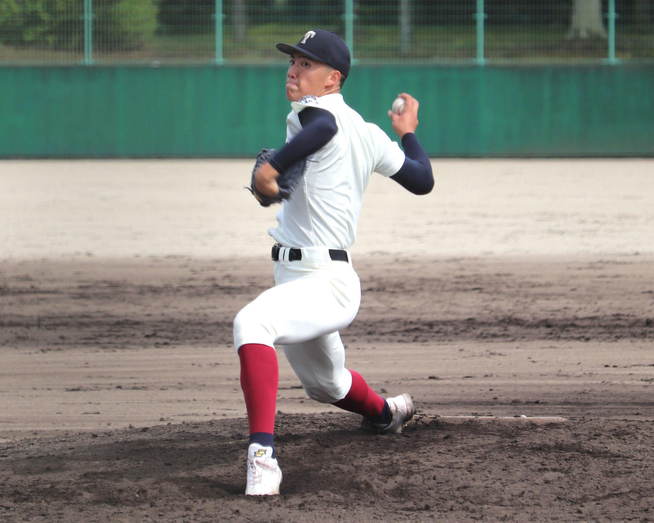 創志学園との練習試合で登板した、大阪桐蔭・平嶋桂知（かいち）投手（3年）（撮影・中島麗）