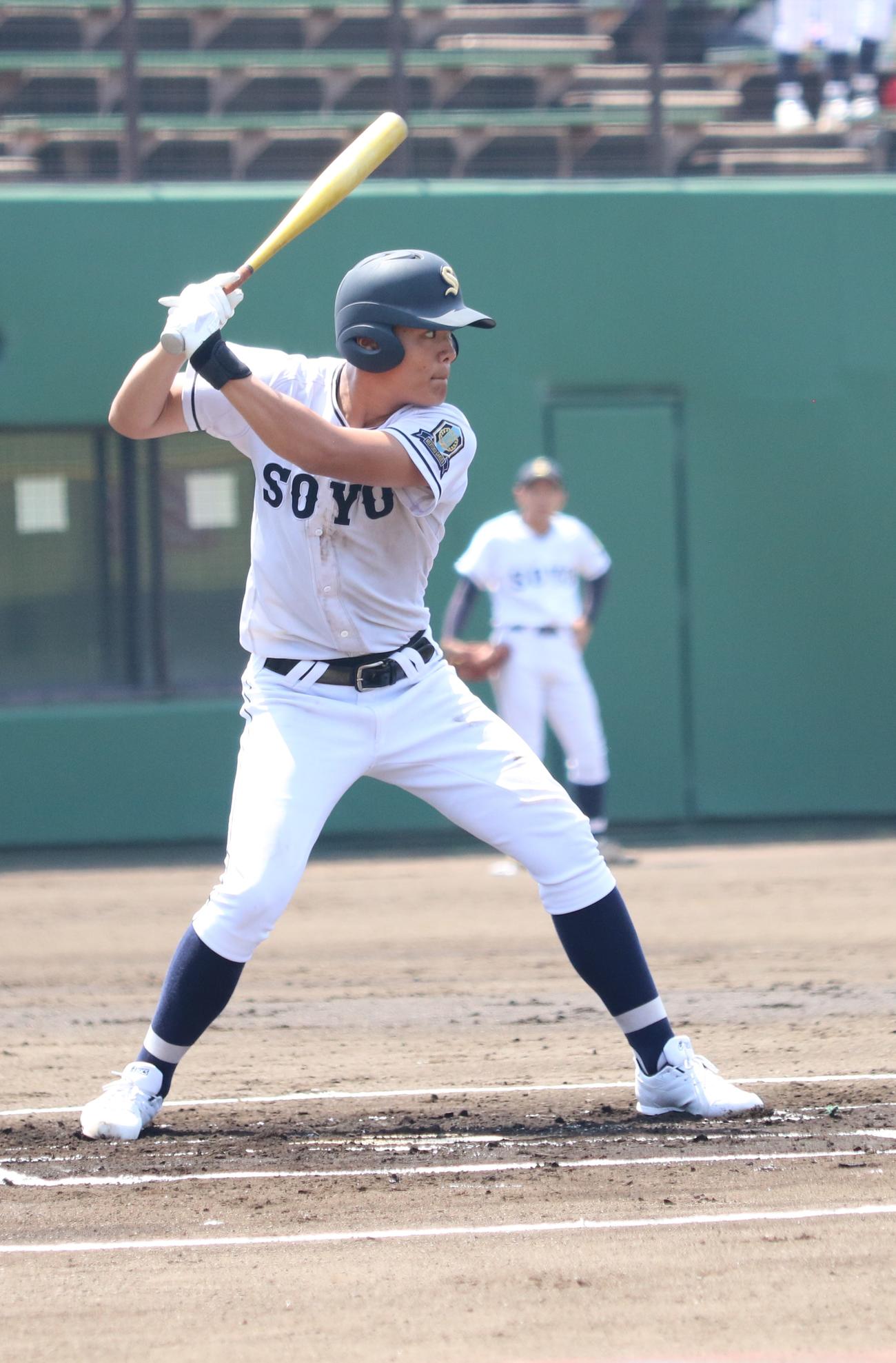 相洋対岸根　打席に入る相洋二宮（撮影・深田雄智）