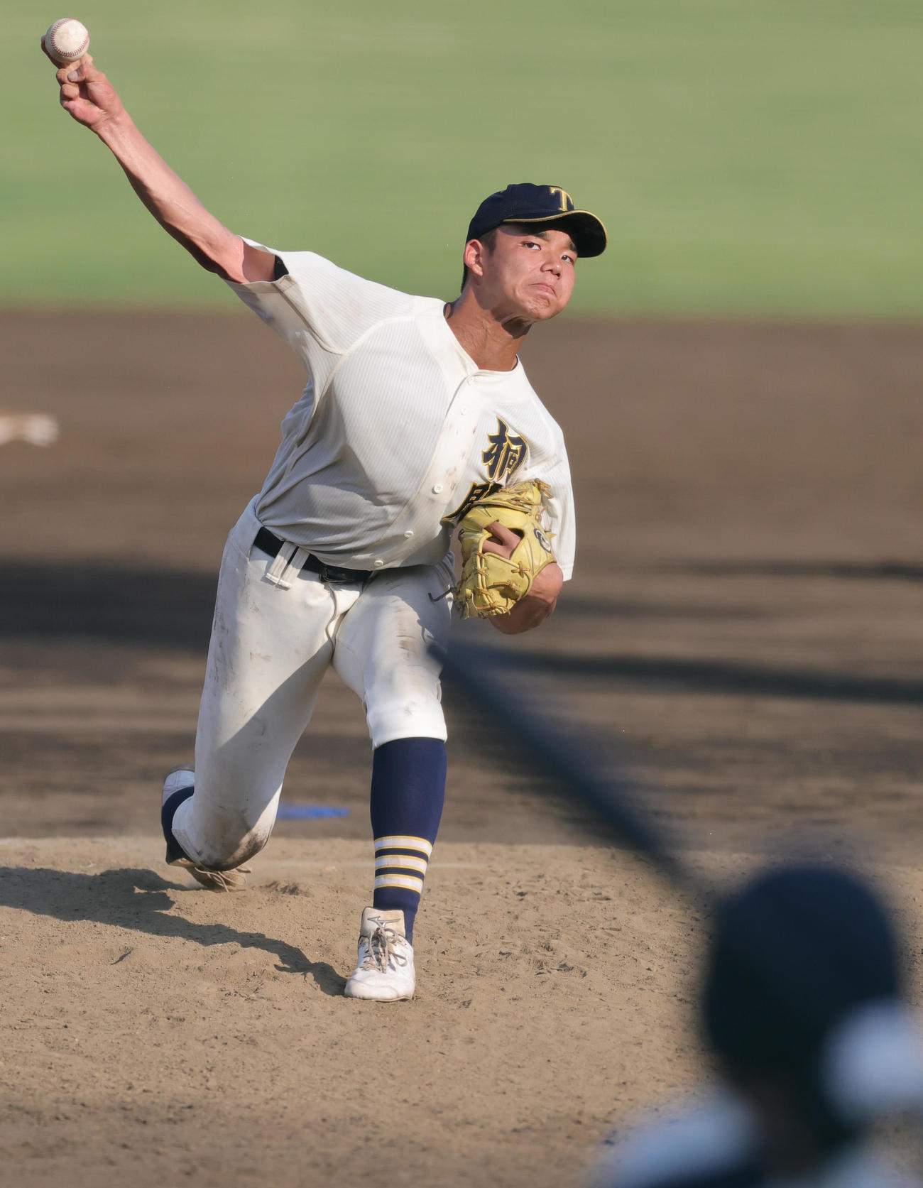 桐朋対富士森　力投する桐朋・森井（撮影・野上伸悟）