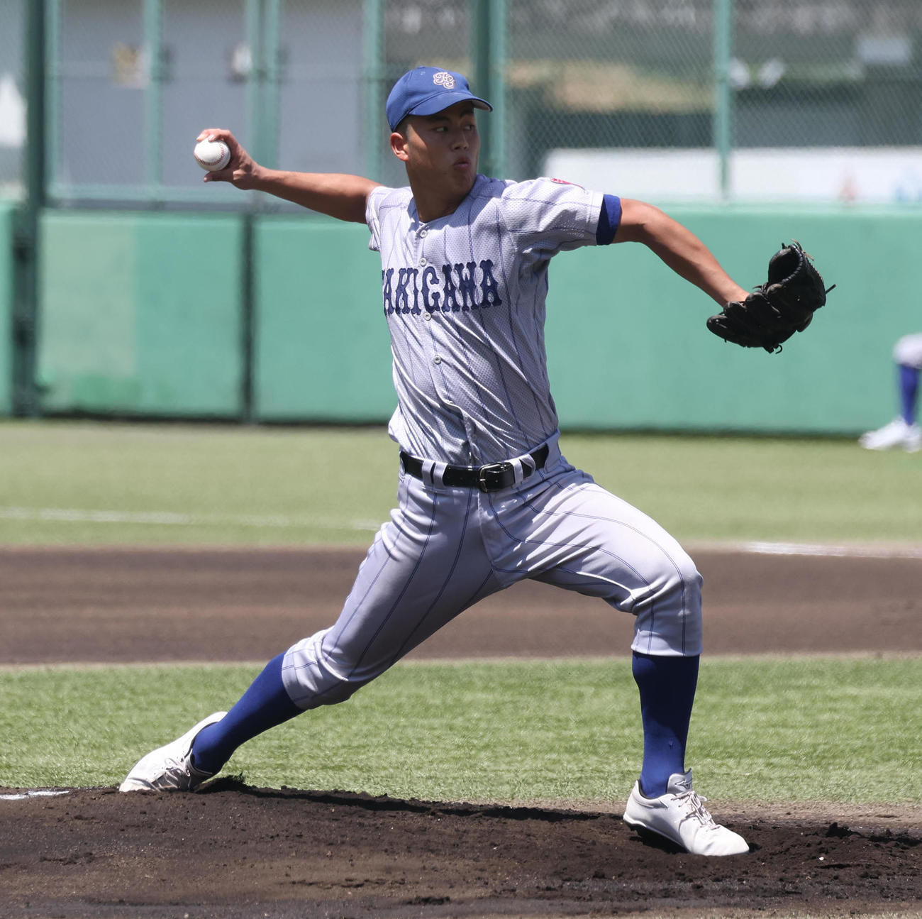 滝川対神戸商　神戸商戦に先発する滝川・結城（撮影・白石智彦）