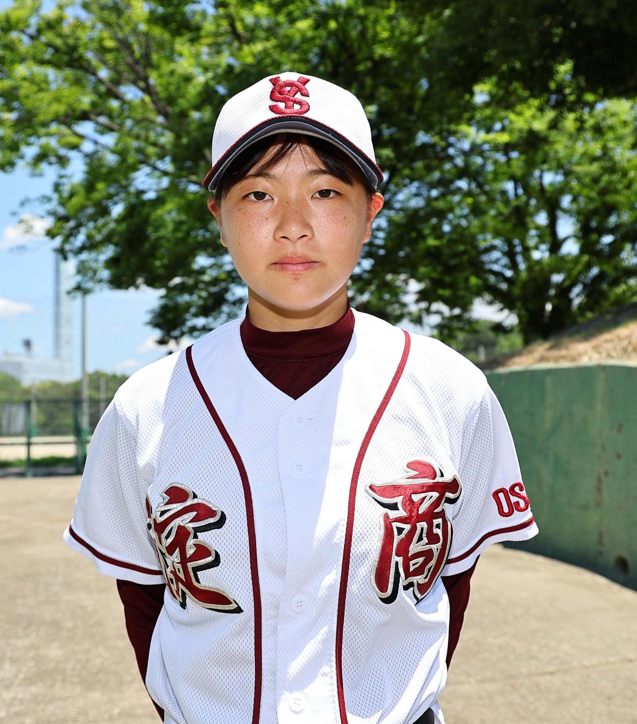 淀商・主将の永宮来夢さん、顔丸用（撮影・上田博志）