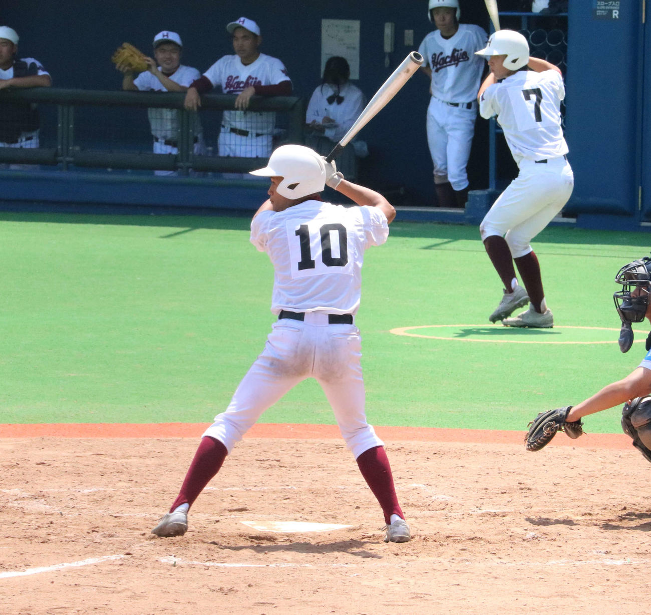 つばさ総合対八丈　3回裏八丈2死一、二塁、代打で登場し三振に倒れた中澤（撮影・水谷京裕）