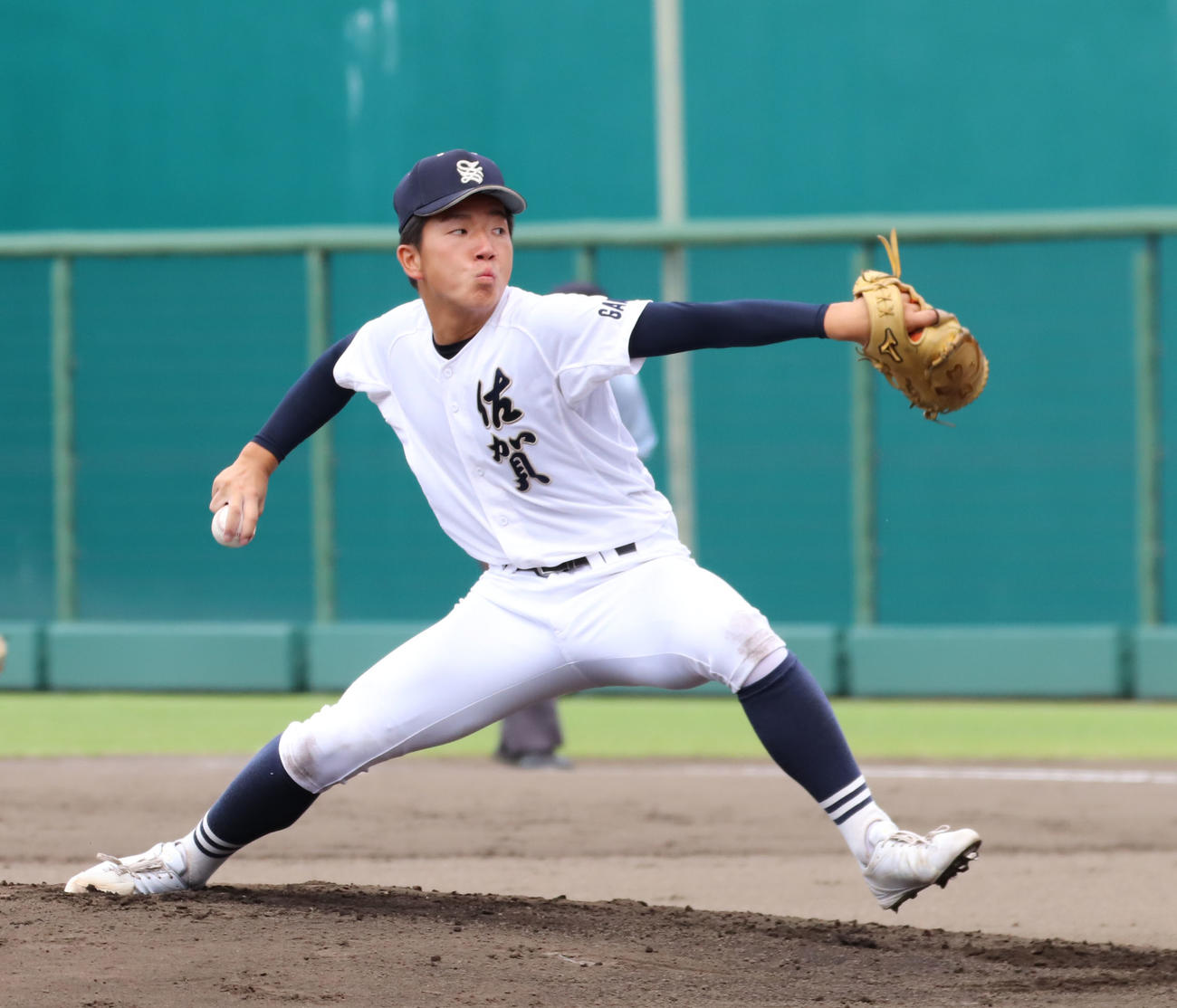 佐賀学園対北陵　佐賀学園先発・古川（撮影・鬼束羽瑠菜