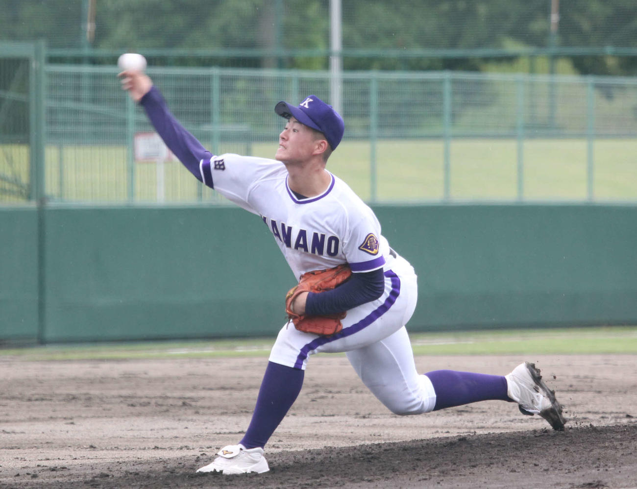 金足農・吉田大輝の気迫あふれるピッチング