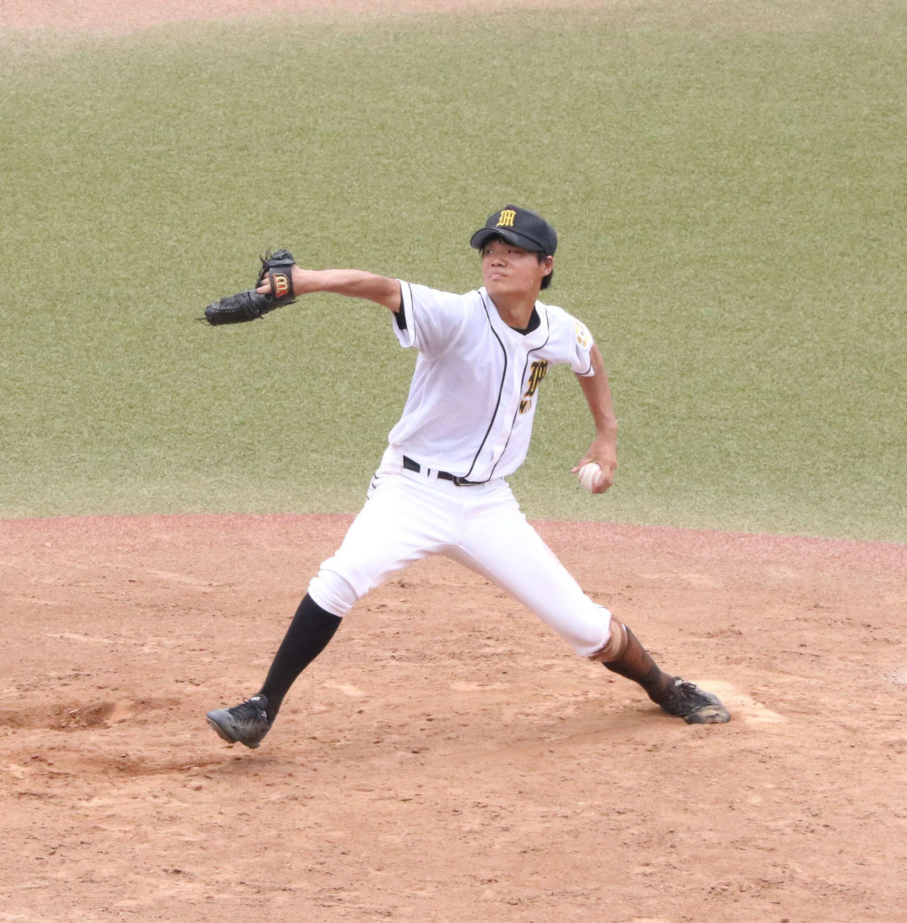 三田対目白研心　先発し完投した三田・平野（撮影・水谷京裕）