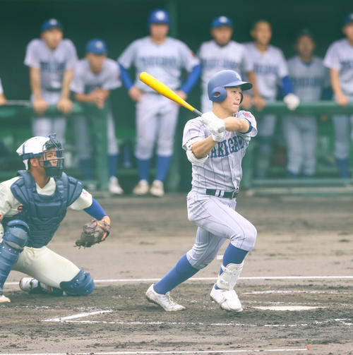 滝川が逆転負けで夏終わる 2回戦屈指の注目カードは神戸国際大付に