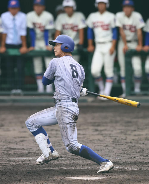 滝川が逆転負けで夏終わる 2回戦屈指の注目カードは神戸国際大付に