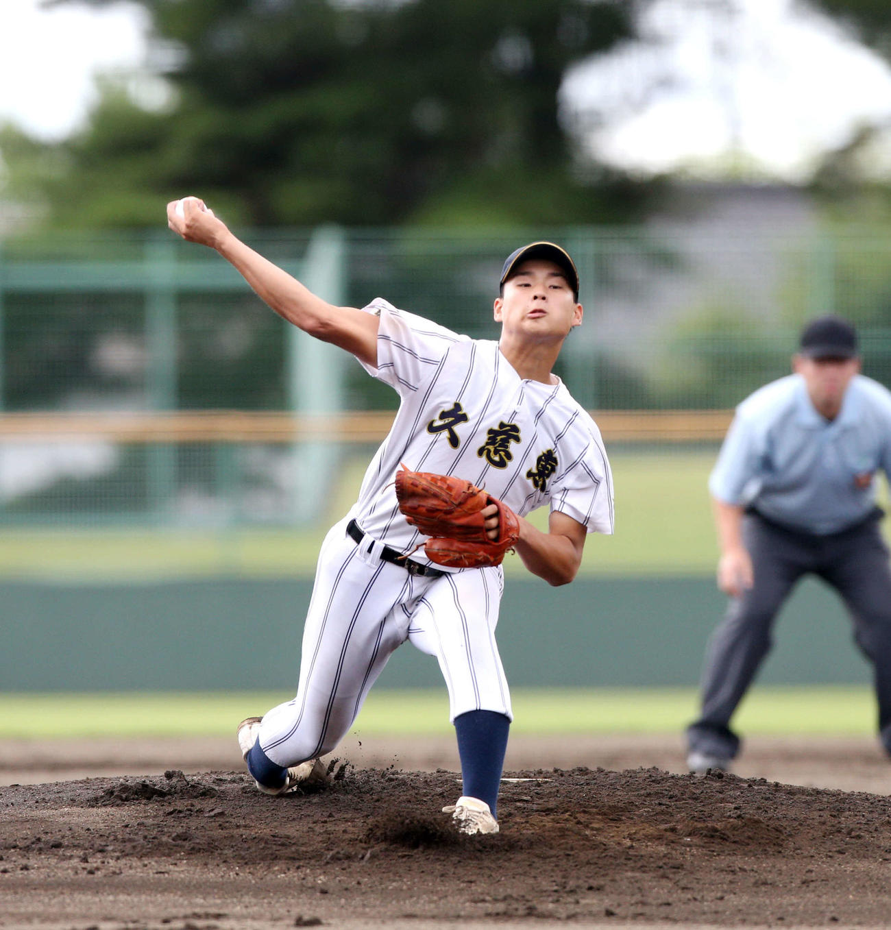 久慈東対一関一　先発した久慈東・中崎（撮影・木村有優）