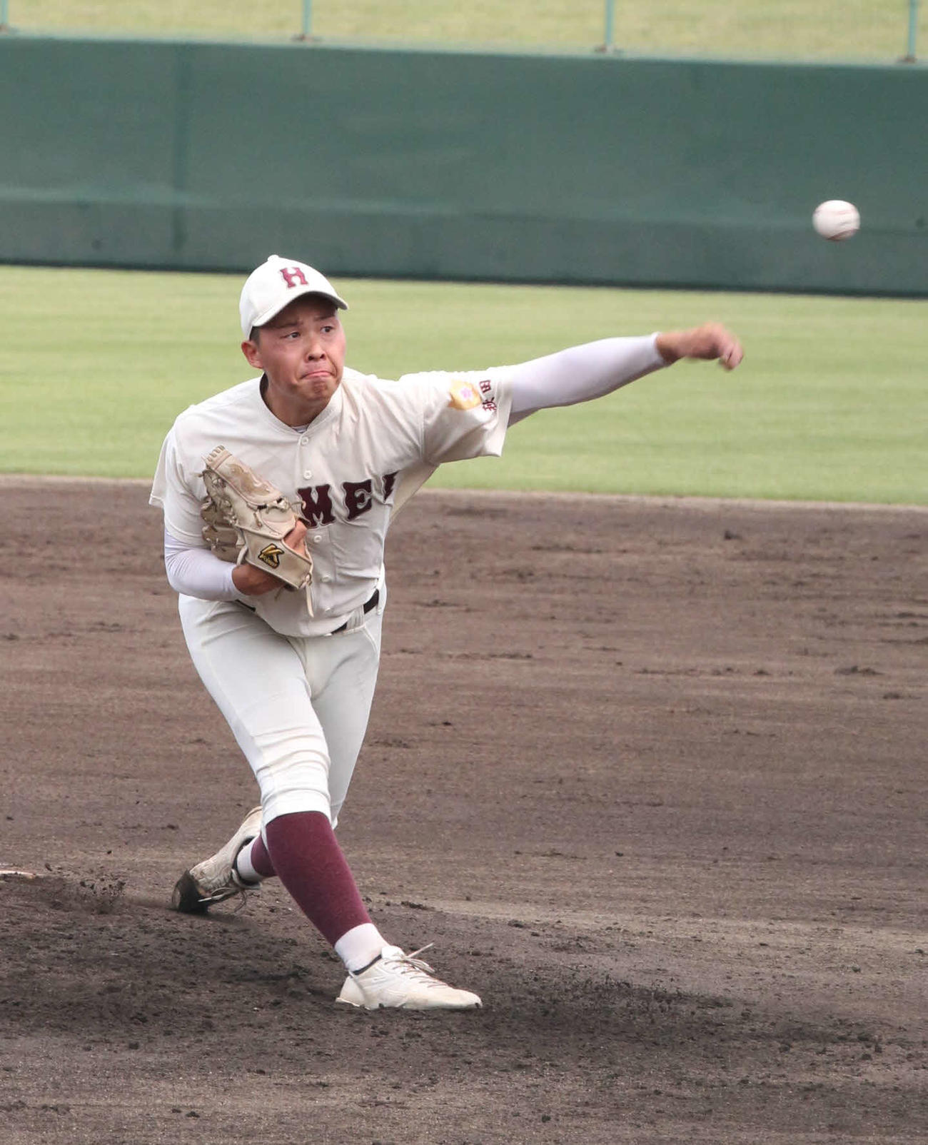 好投した大館鳳鳴のエース坂本だが、延長10回につかまった