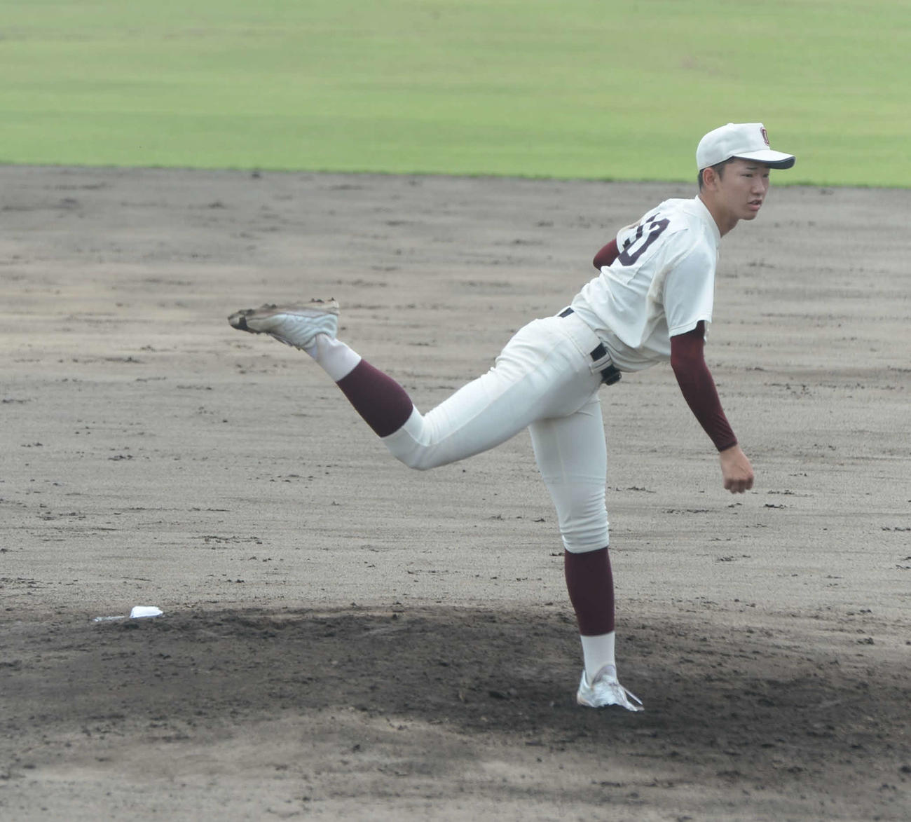 古賀竟成館対福岡大大濠　先発した福岡大大濠・平川（撮影・佐藤究）
