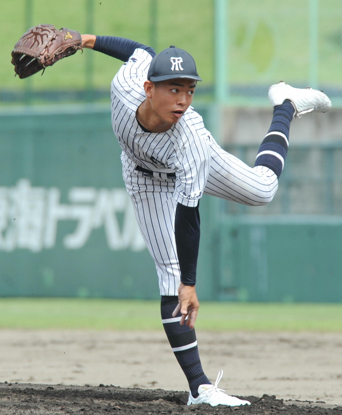 常葉大菊川－浜松開誠館　　6回1／3を3失点に抑えた常葉大菊川・大村　　
