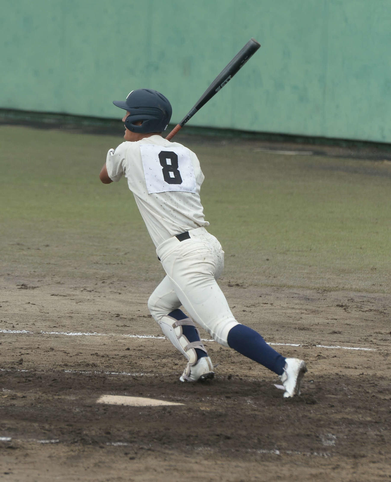 自由ケ丘対西日本短大付　2回裏西日本短大付1死一、二塁、先制の適時二塁打を放つ安田（撮影・佐藤究）
