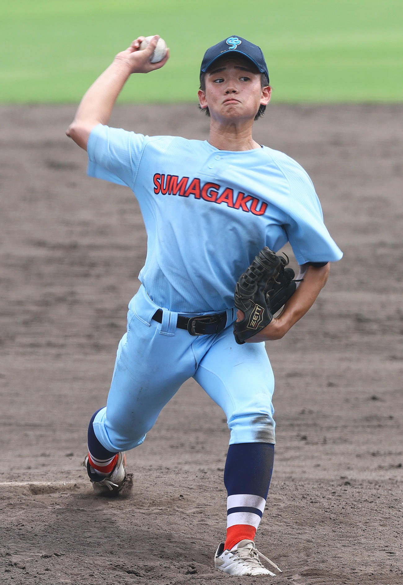 須磨学園対龍野　須磨学園対龍野　9回裏、力投する須磨学園・西郷（撮影・上山淳一）