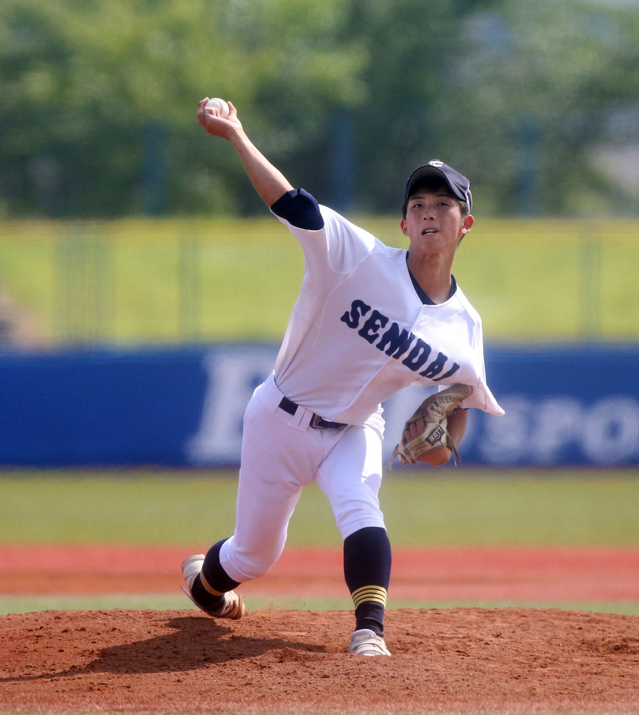 東北学院榴ケ岡対仙台一　6回11奪三振無失点と好投する仙台一・千葉（撮影・木村有優）
